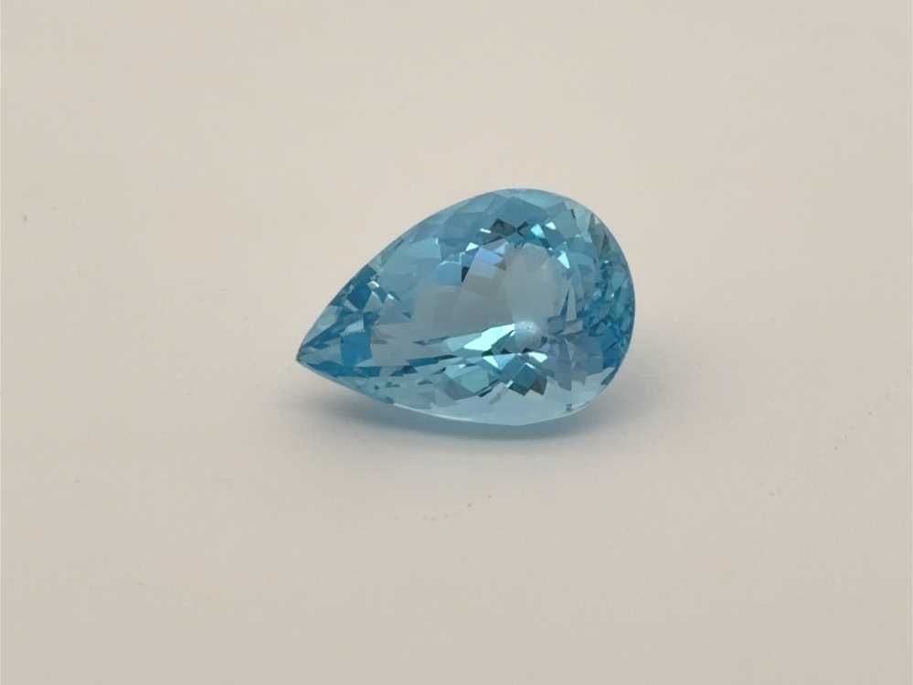 4.65 ct Pear aquamarine