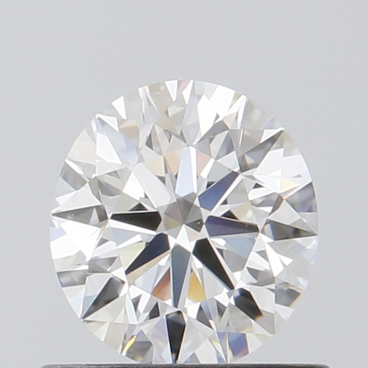 Prírodný diamant okrúhly...