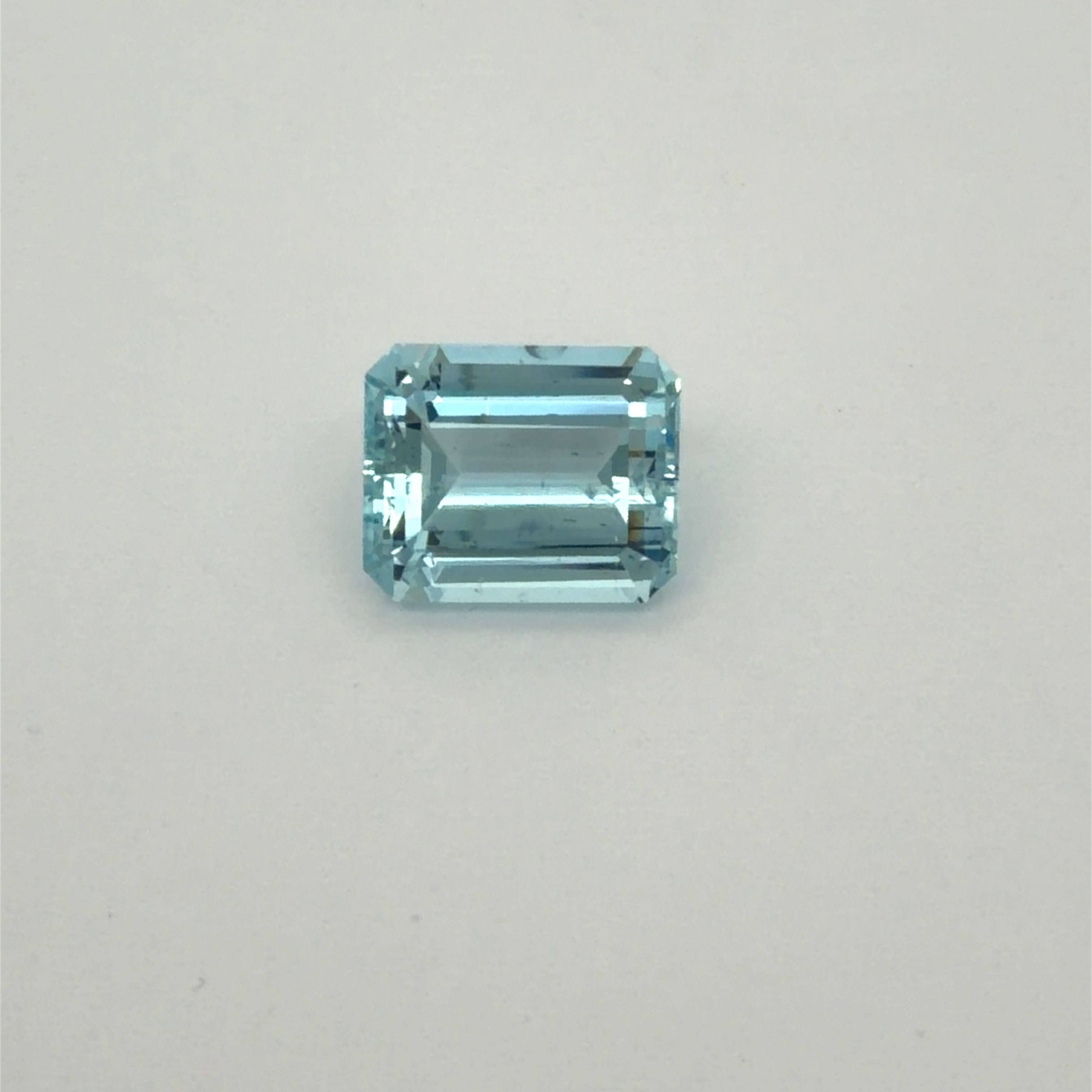 Akwamaryn 4,46 ct, niebieski, szlif ośmiokątny