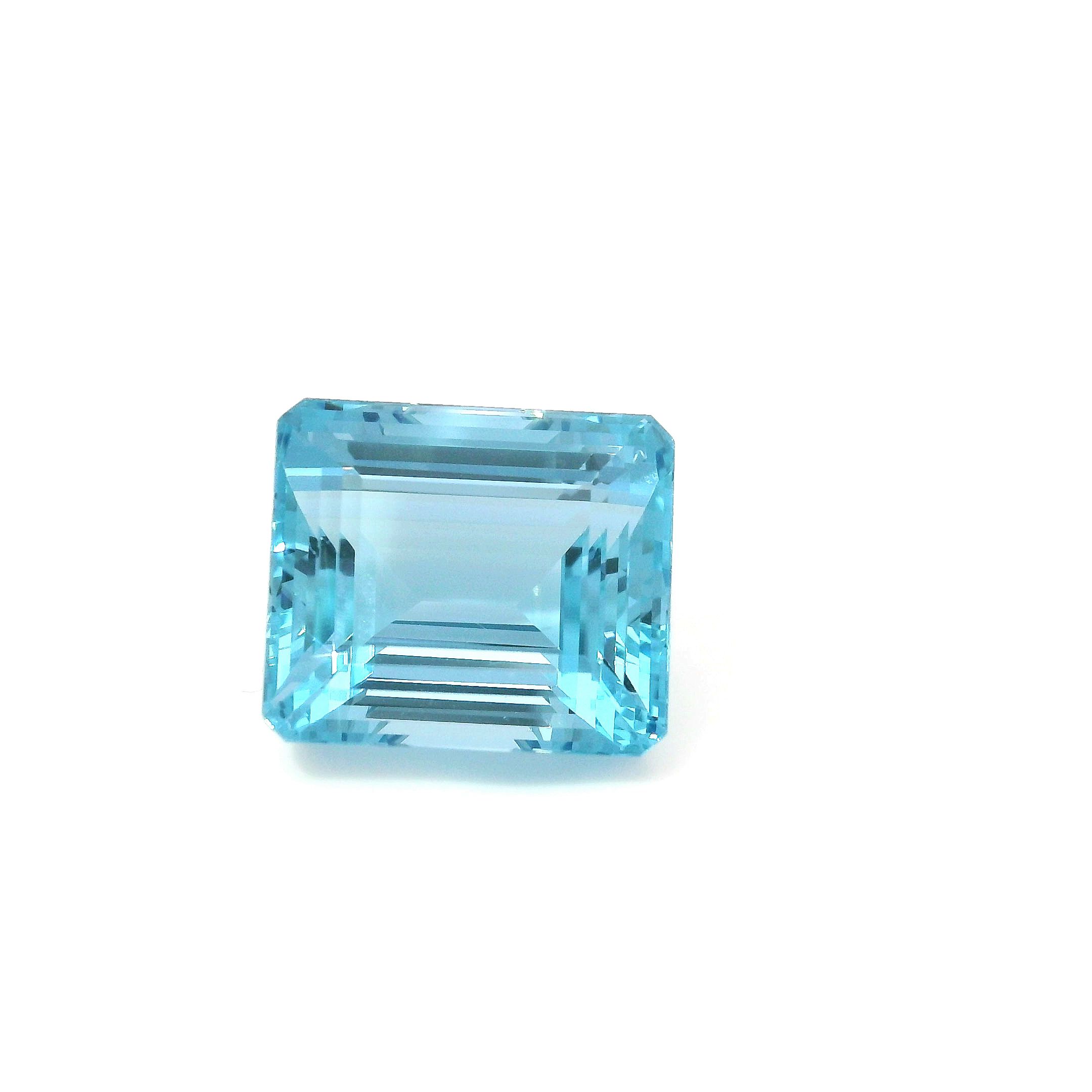 19.45 ct Emerald aquamarine
