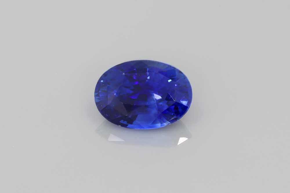 Szafir 1,65 ct, niebieski, szlif owalny