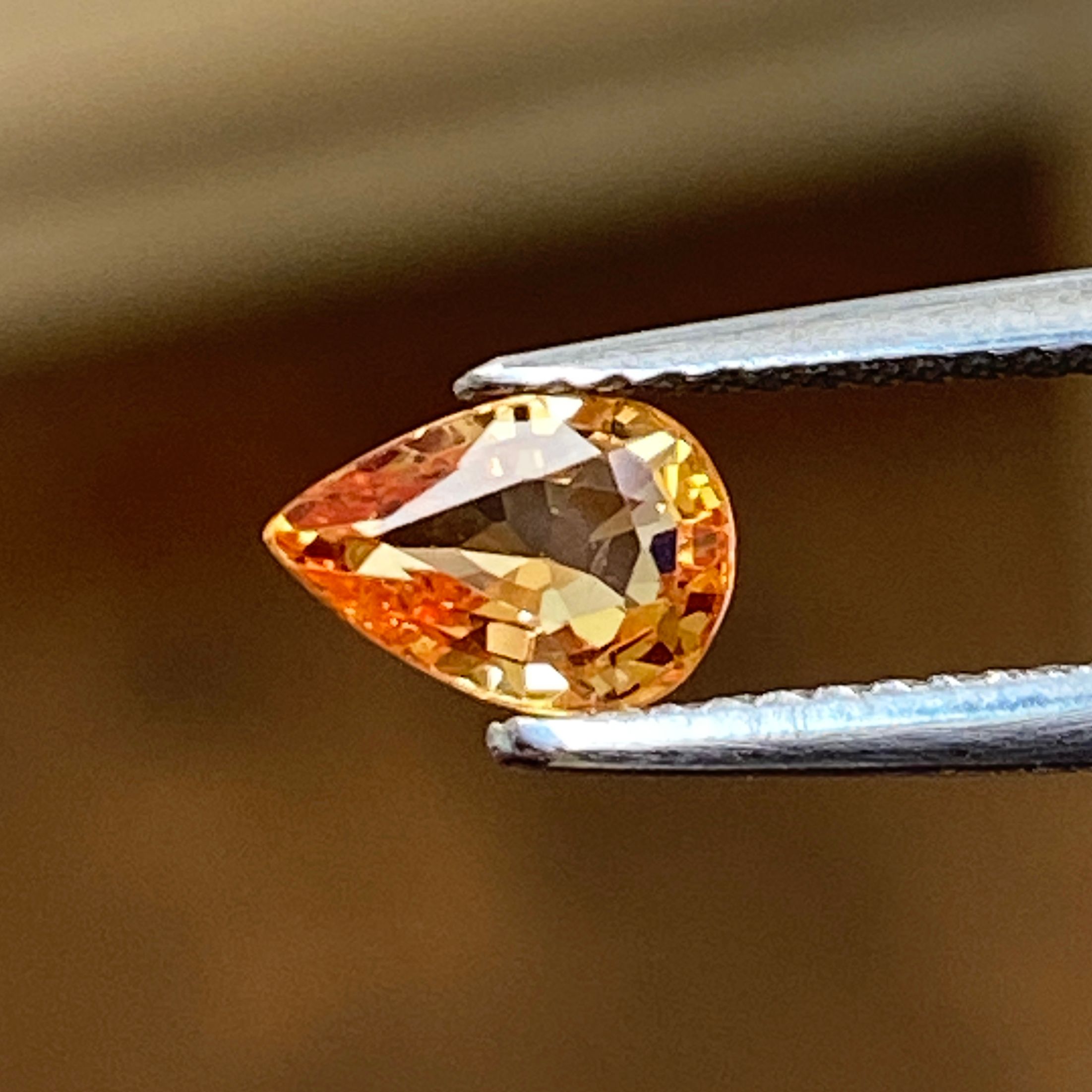SAPPHIRE FACETED 0.85ct ORANGE Orange EC SRILANKA HEATED