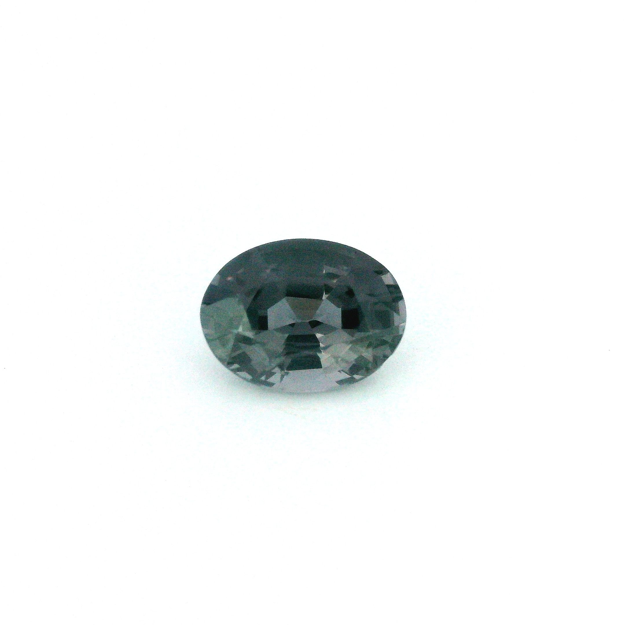 Spinel 1,50 ct, purpurowy, szlif owalny