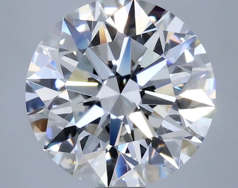 Prírodný diamant okrúhly...