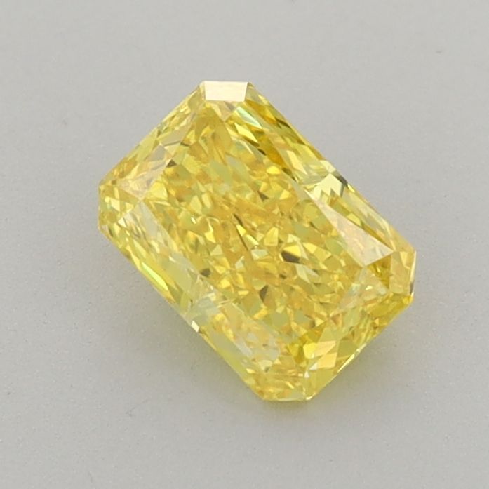 0.76 CT Fancy Vivid Yellow RADIANT