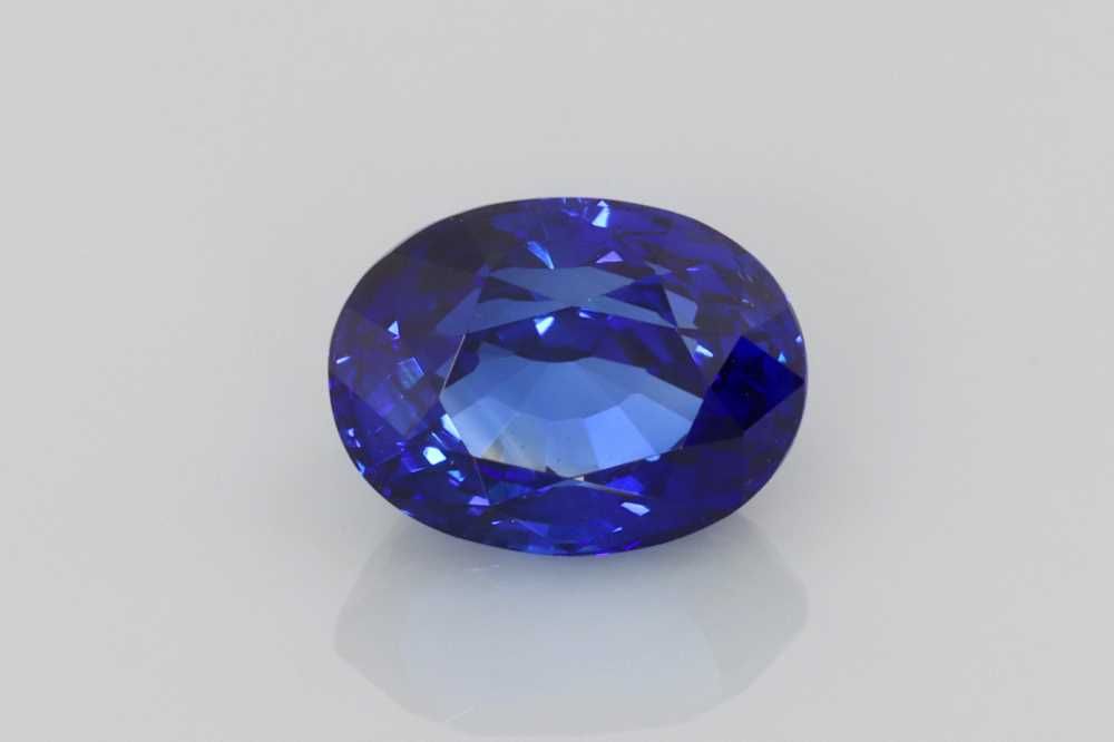 2.03 ct Oval Sapphire