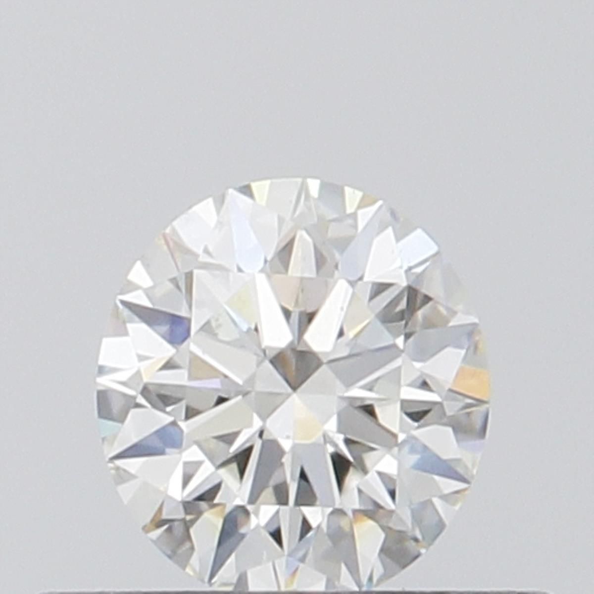 Prírodný diamant okrúhly...