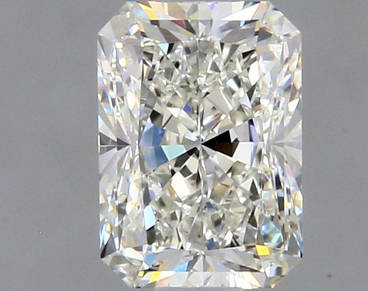 Prírodný diamant radiant,...