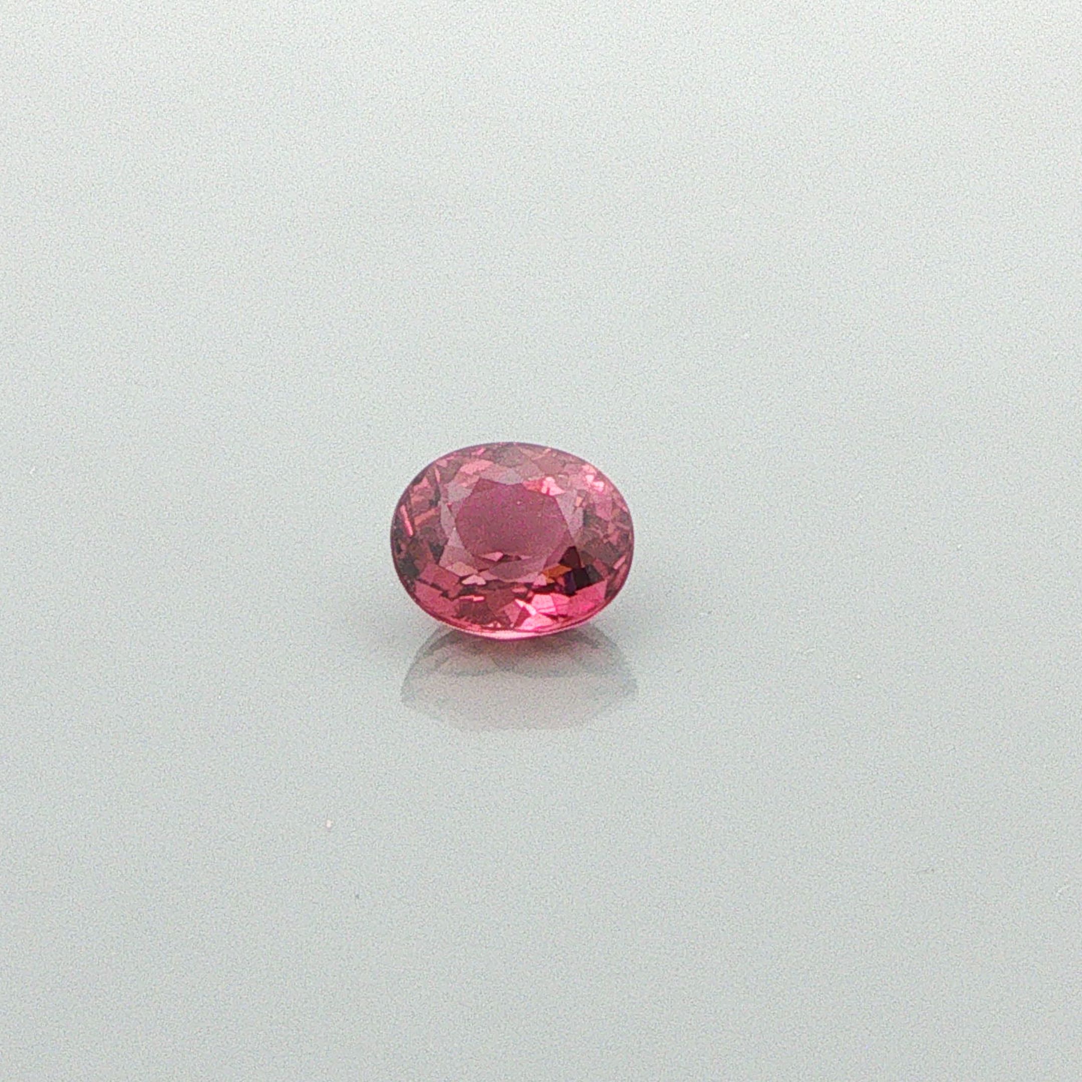 1.47 ct Oval Tourmaline