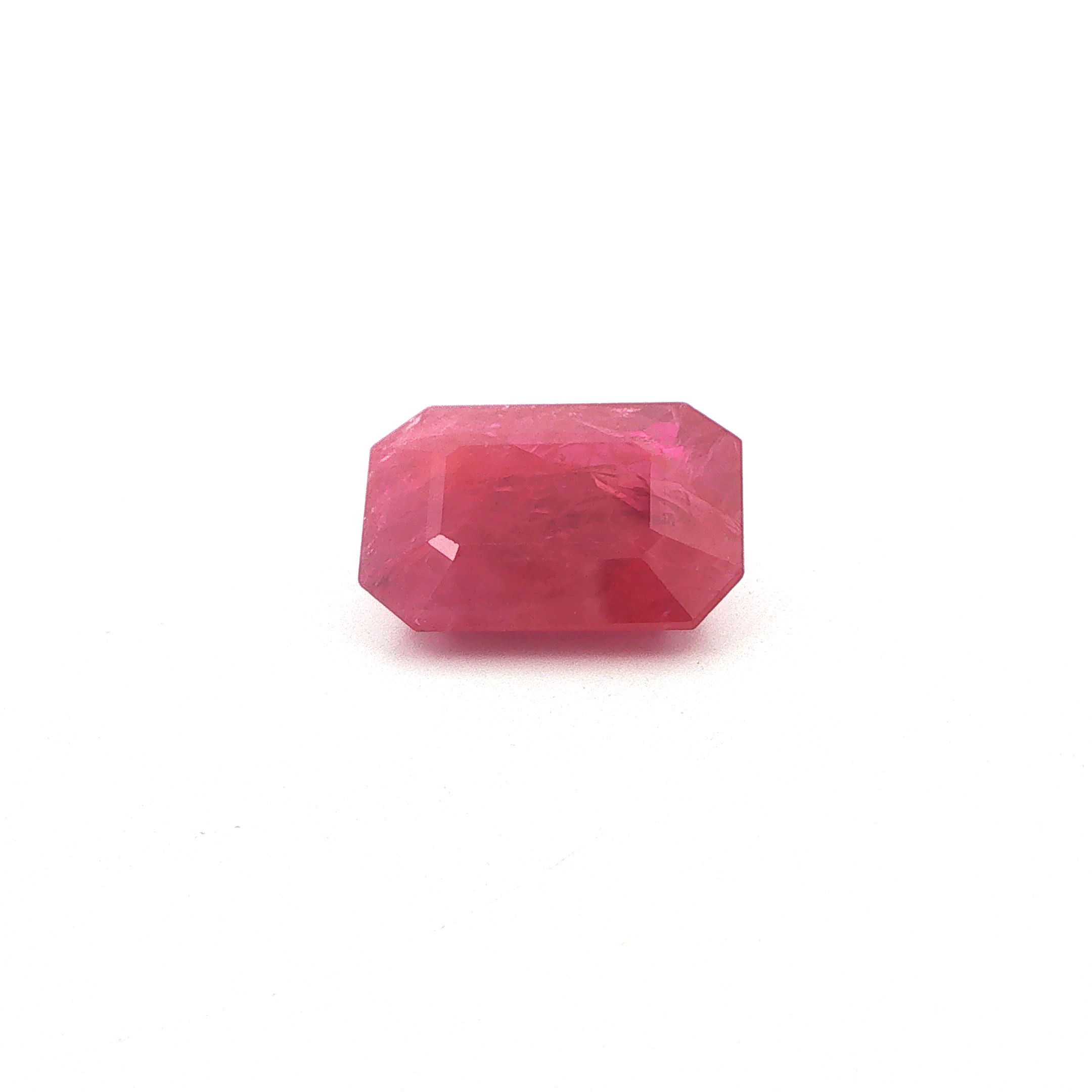 Rubin 14,34 ct, czerwony, szlif ośmiokątny