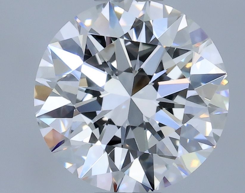 Prírodný diamant okrúhly...