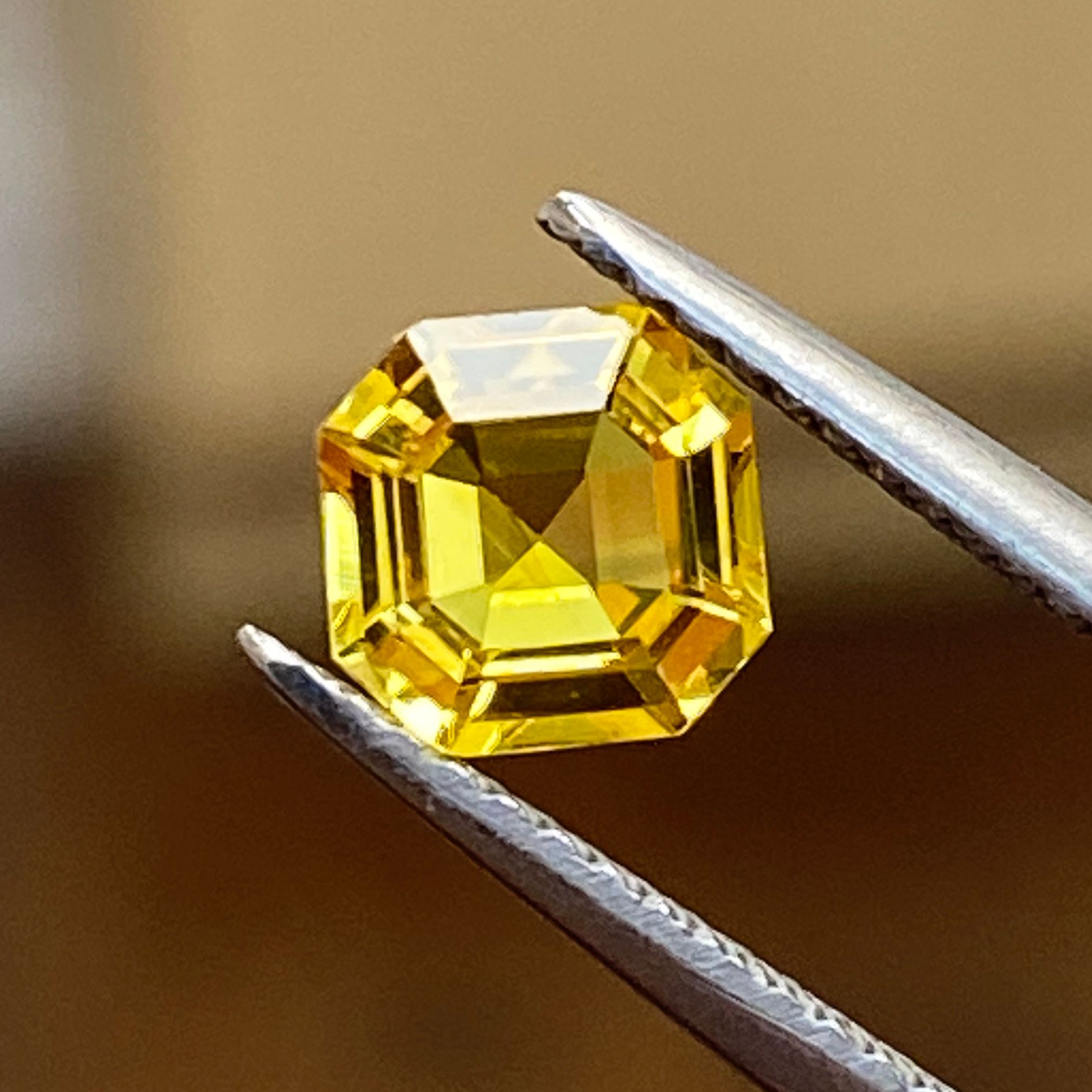 SAPPHIRE FACETED 1.1ct YELLOW Yellow EC SRILANKA HEATED