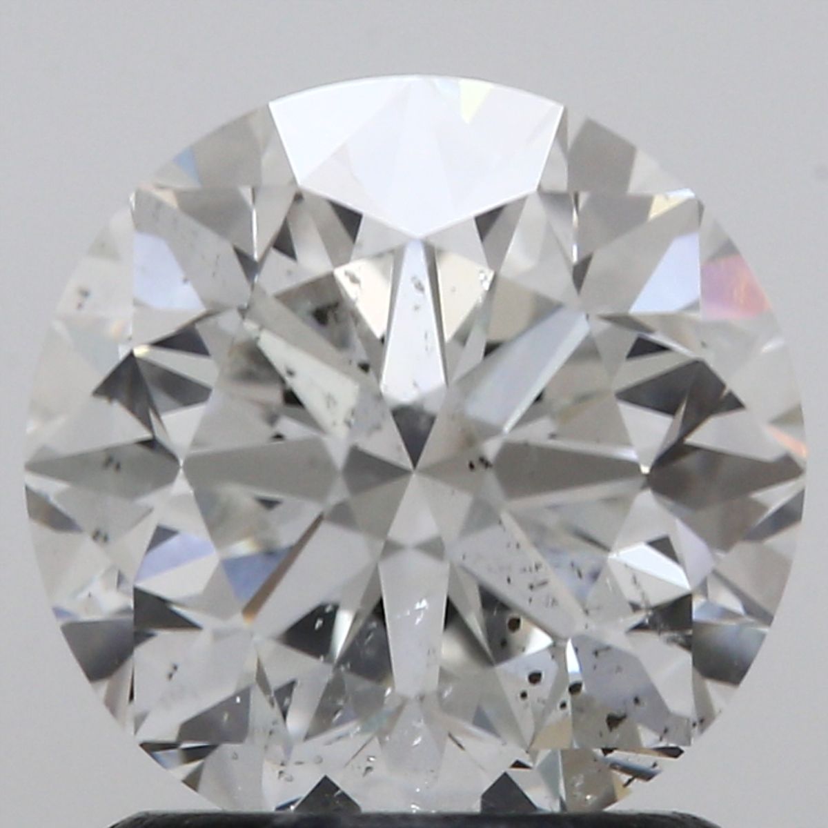 Prírodný diamant okrúhly...