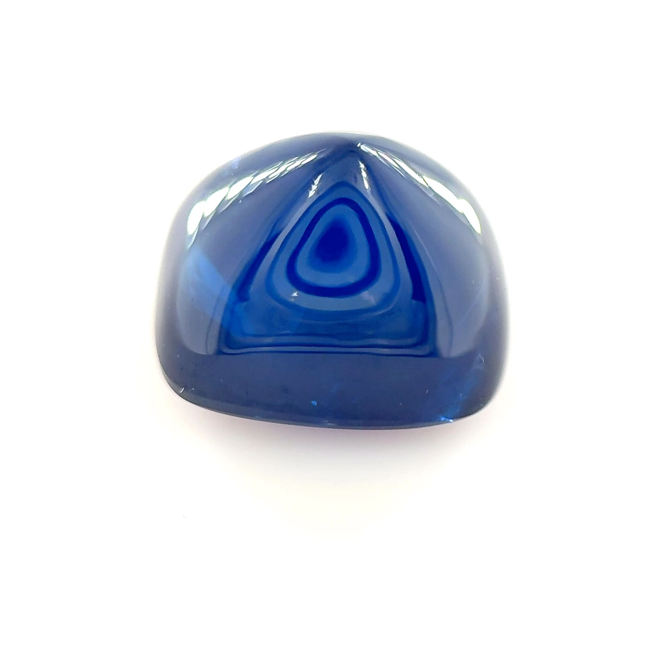 Szafir 5,36 ct, niebieski, kaboszon