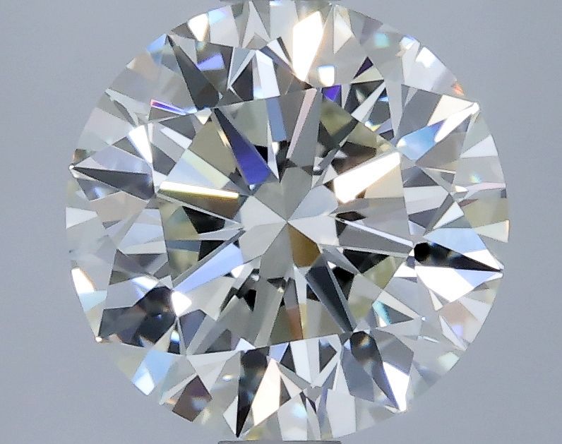 Prírodný diamant okrúhly...