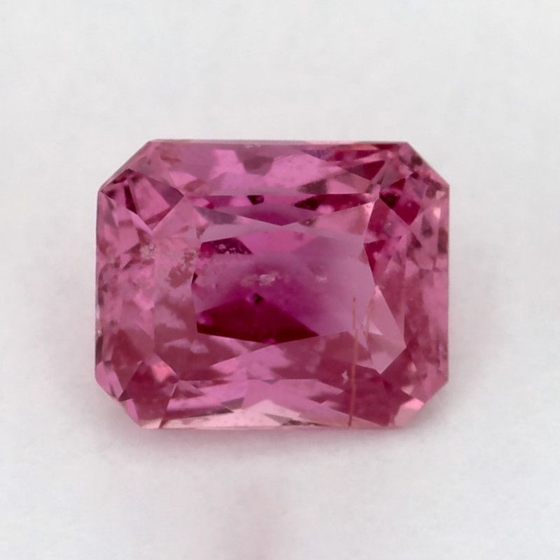 Szafir 1,33 ct, różowy, szlif radiant