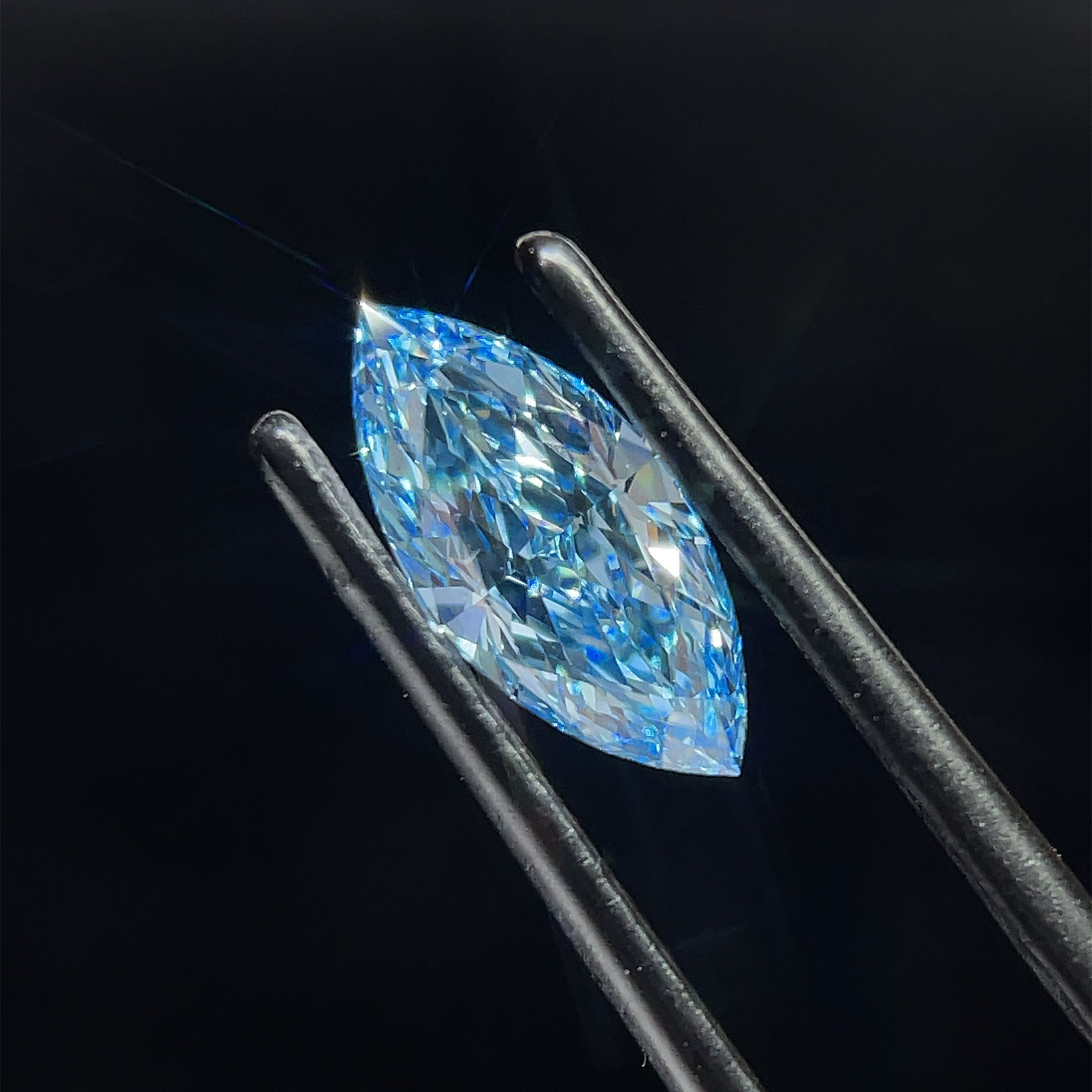 1.19 CT Fancy Vivid Blue MARQUISE