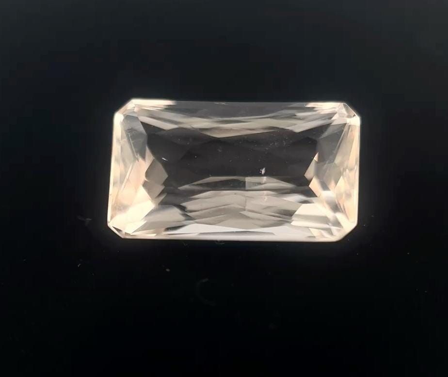 Morganit 4,22 ct, różowy, szlif szmaragdowy
