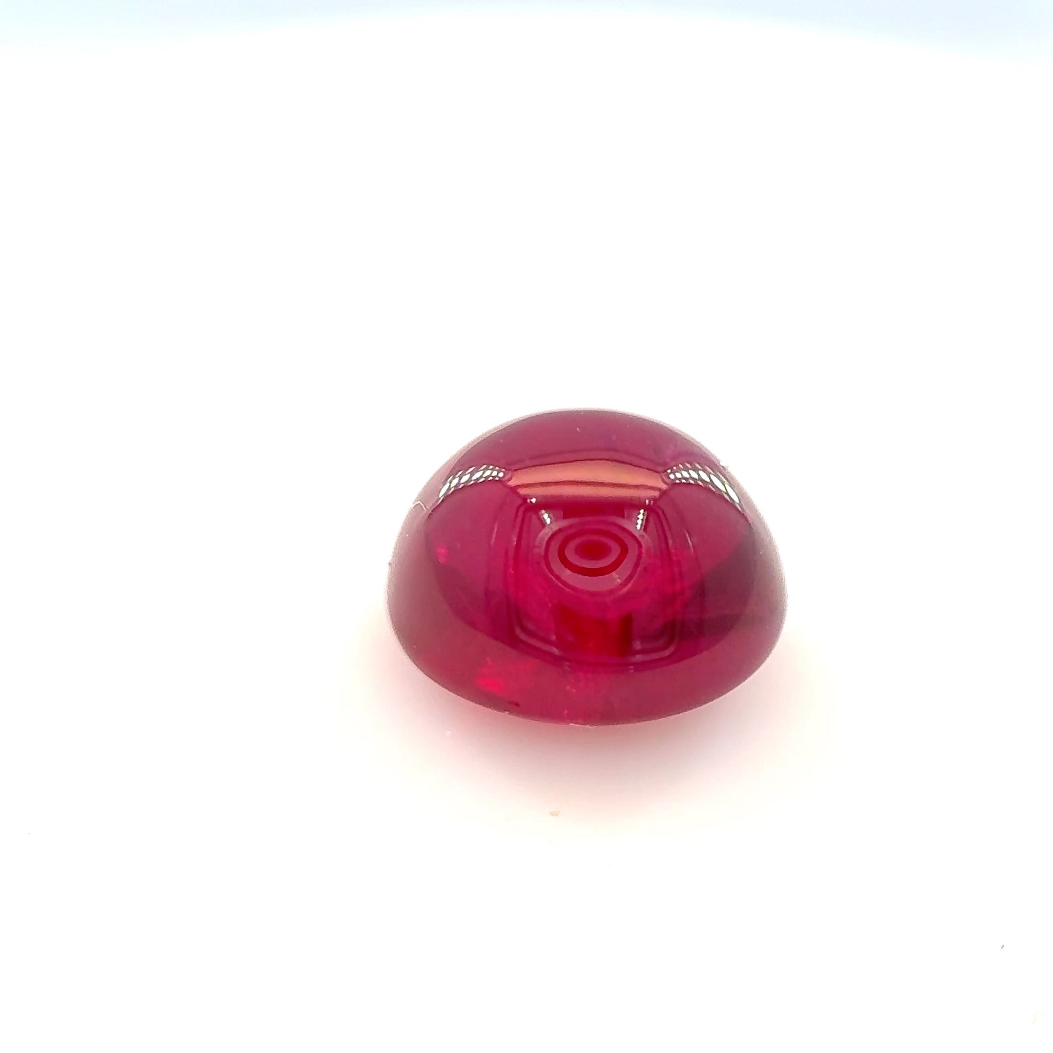Rubin 2,59 ct, czerwony, kaboszon