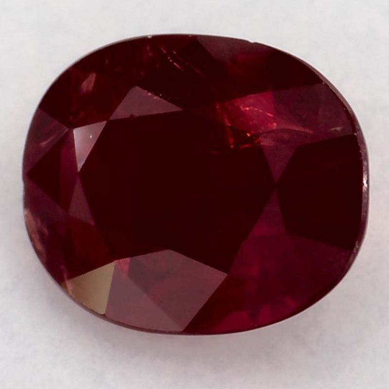 Rubin 1,53 ct, czerwony, szlif owalny