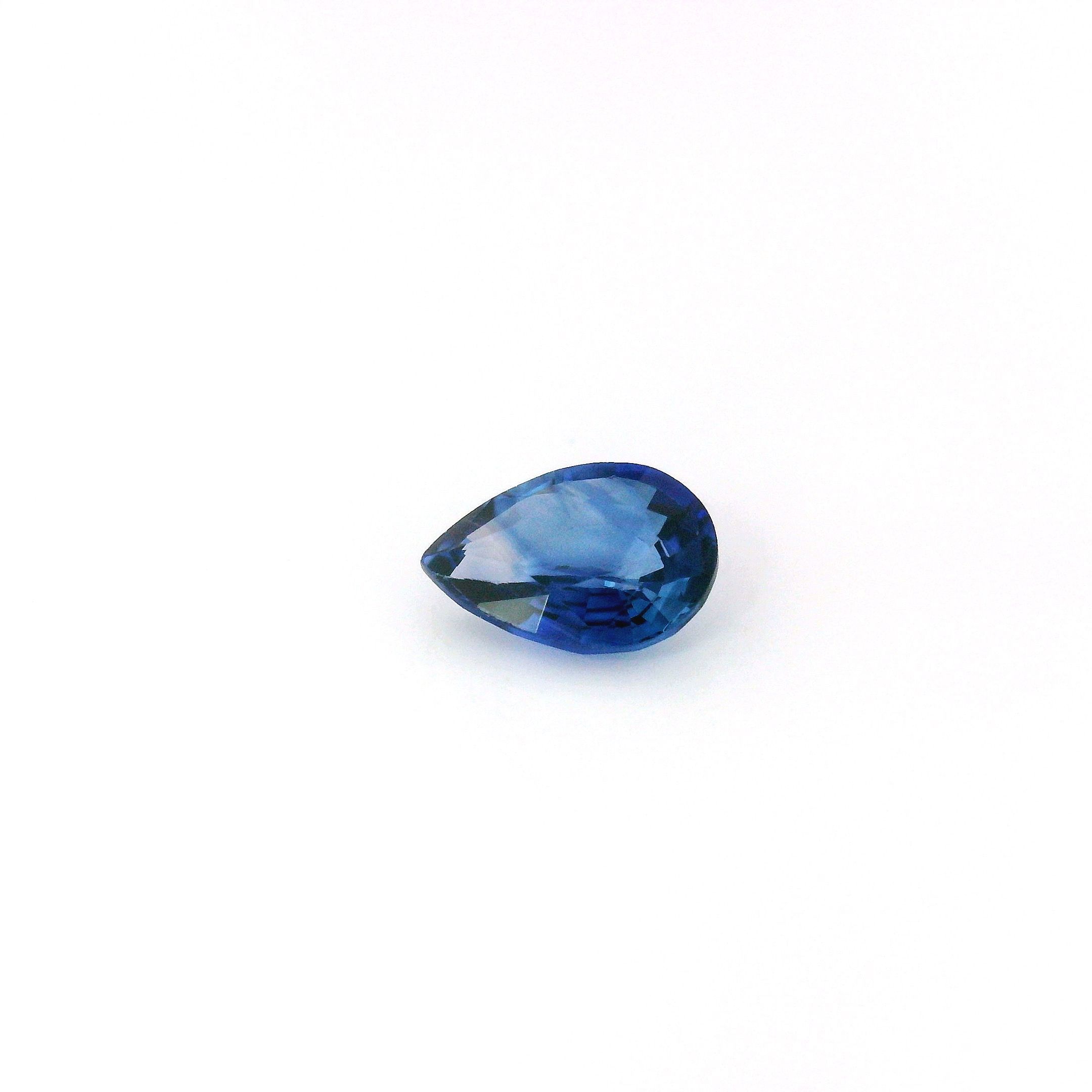 0.73 ct Pear sapphire