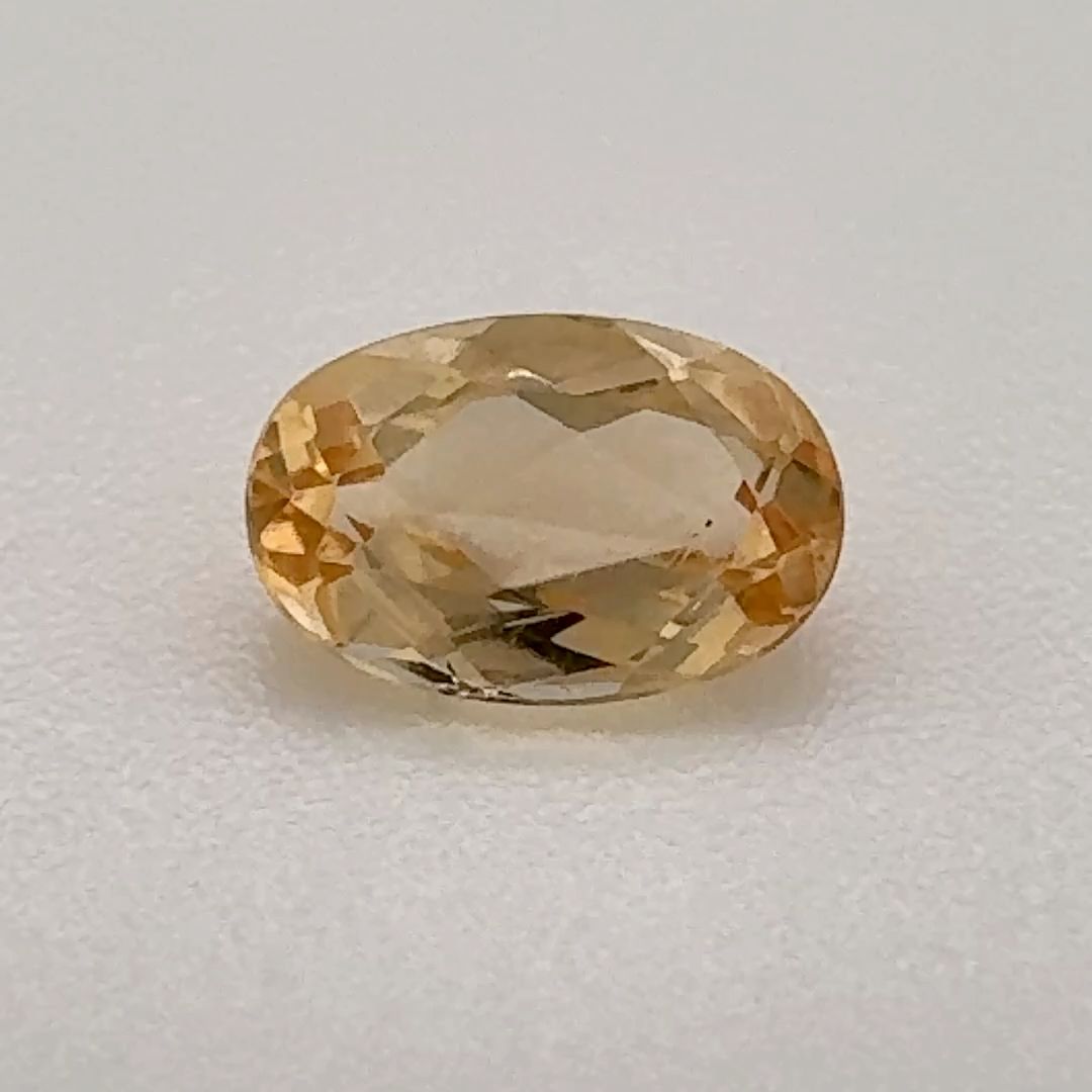 0.61 ct Topaz