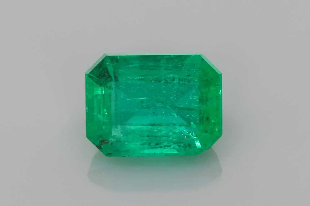 Szmaragd 1,66 ct, zielony, szlif szmaragdowy