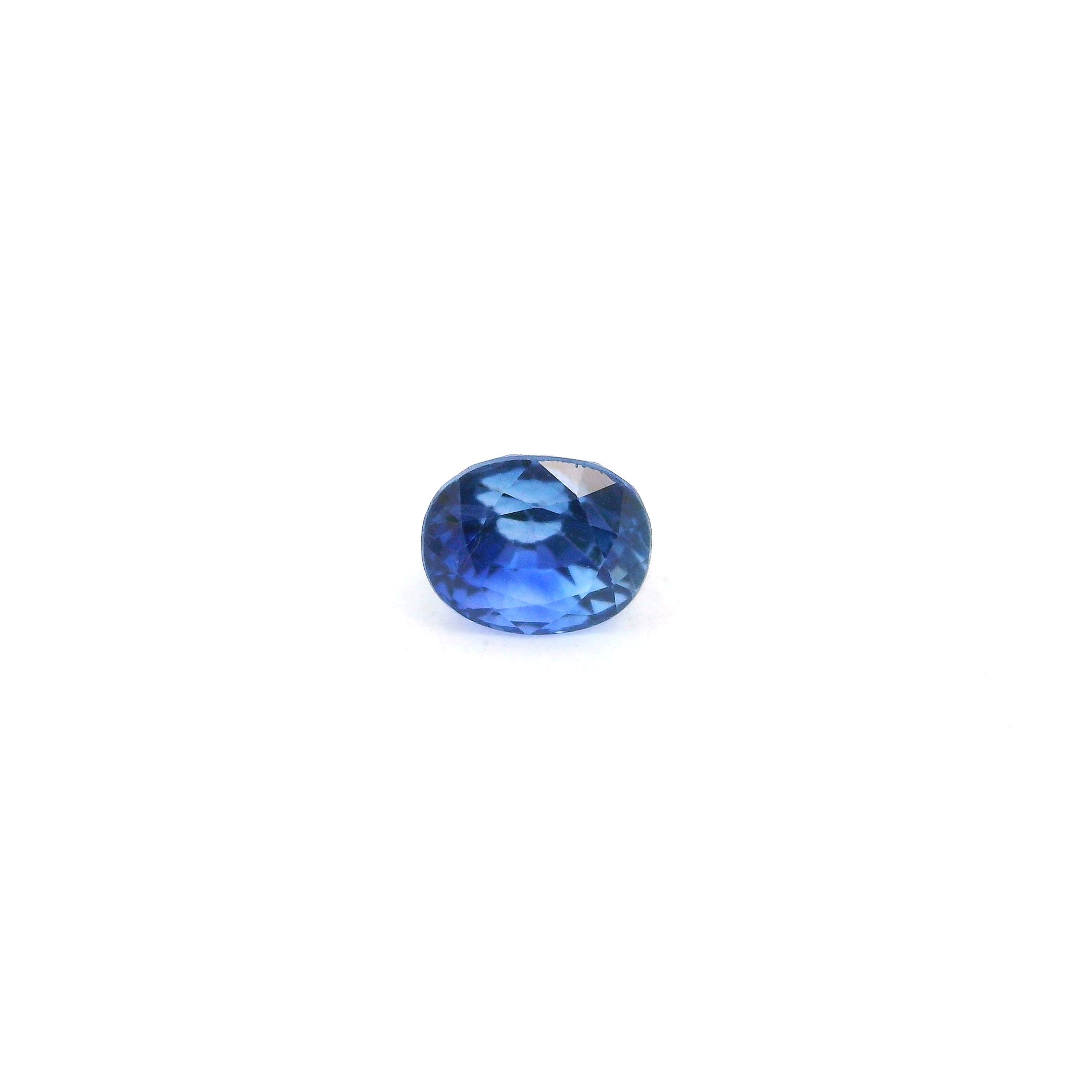 0.7 ct Oval Sapphire