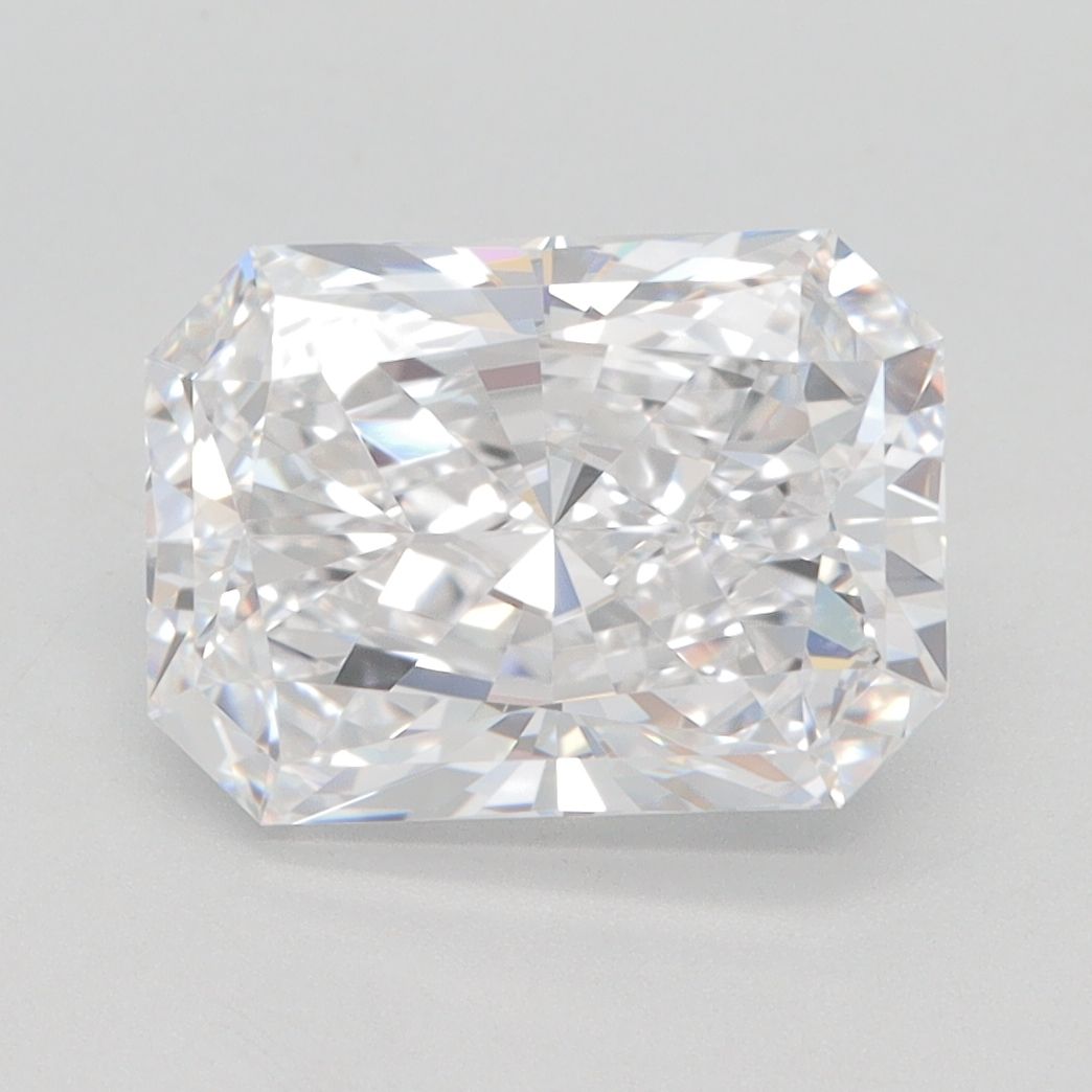 3.04-carat radiant diamond with D color, null cut, and VVS2 clarity.
