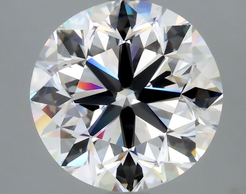 Prírodný diamant okrúhly...