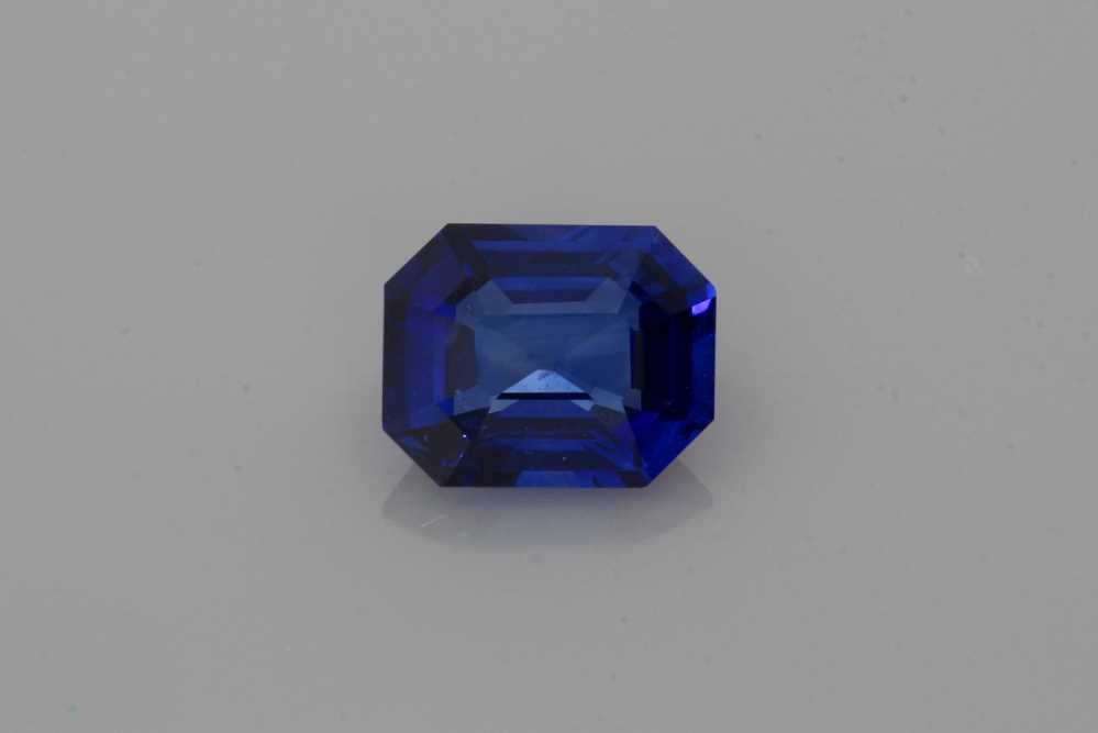 SAPPHIRE FACETED 1.65ct BLUE Vivid BLUE SI SRILANKA HEATED