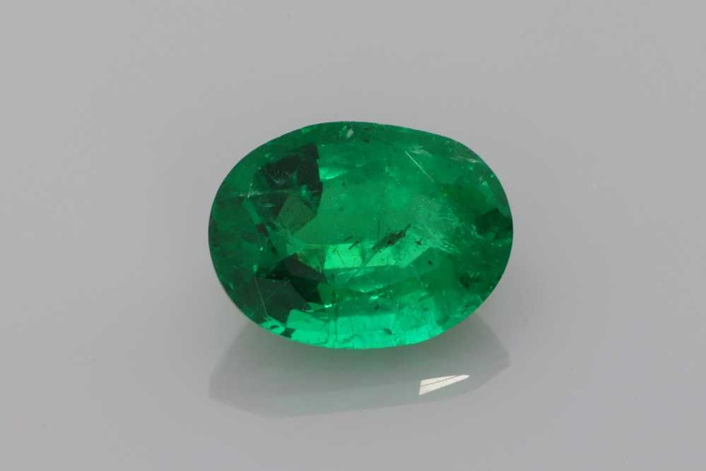 1.69 ct Oval emerald