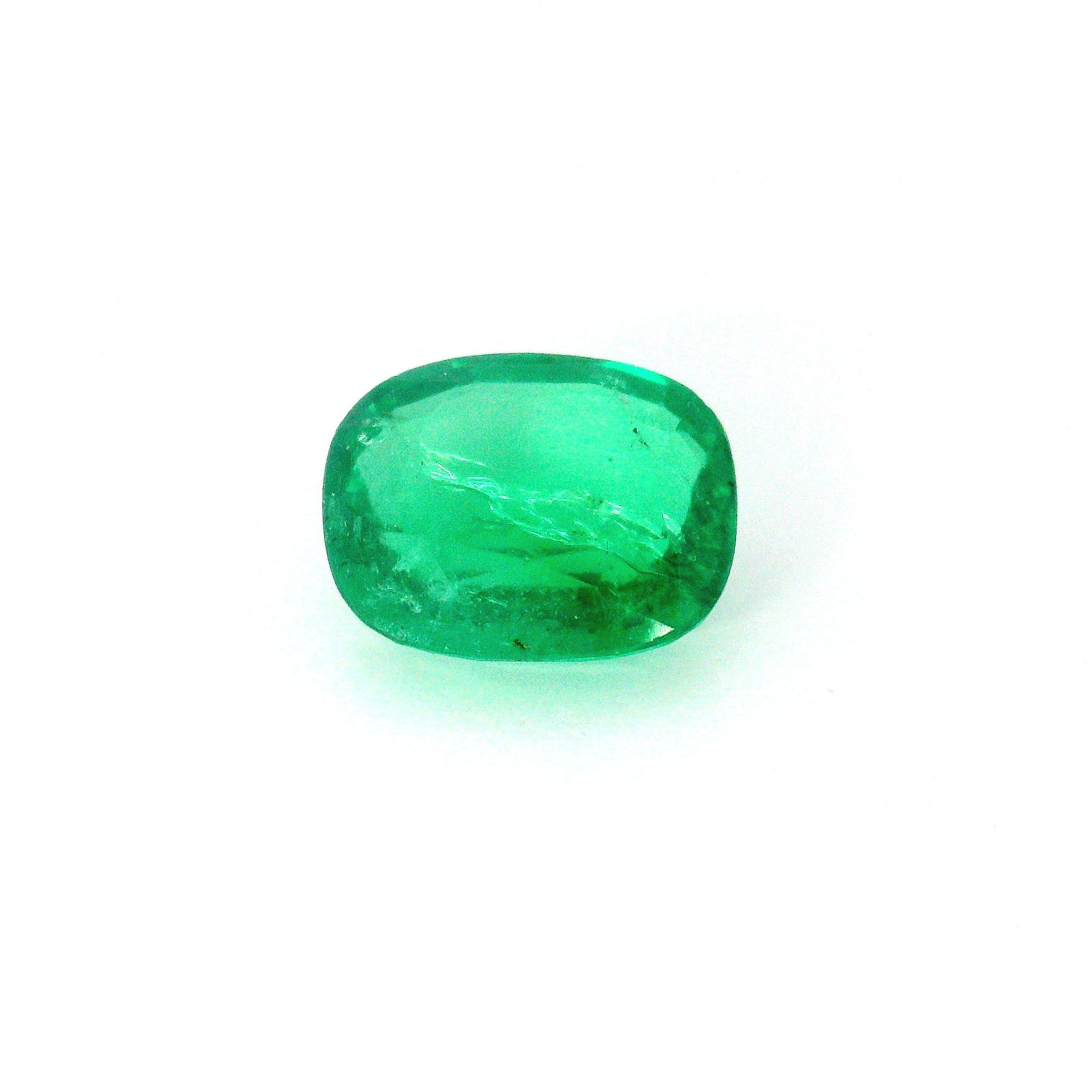 Szmaragd 2,47 ct, zielony, szlif cushion