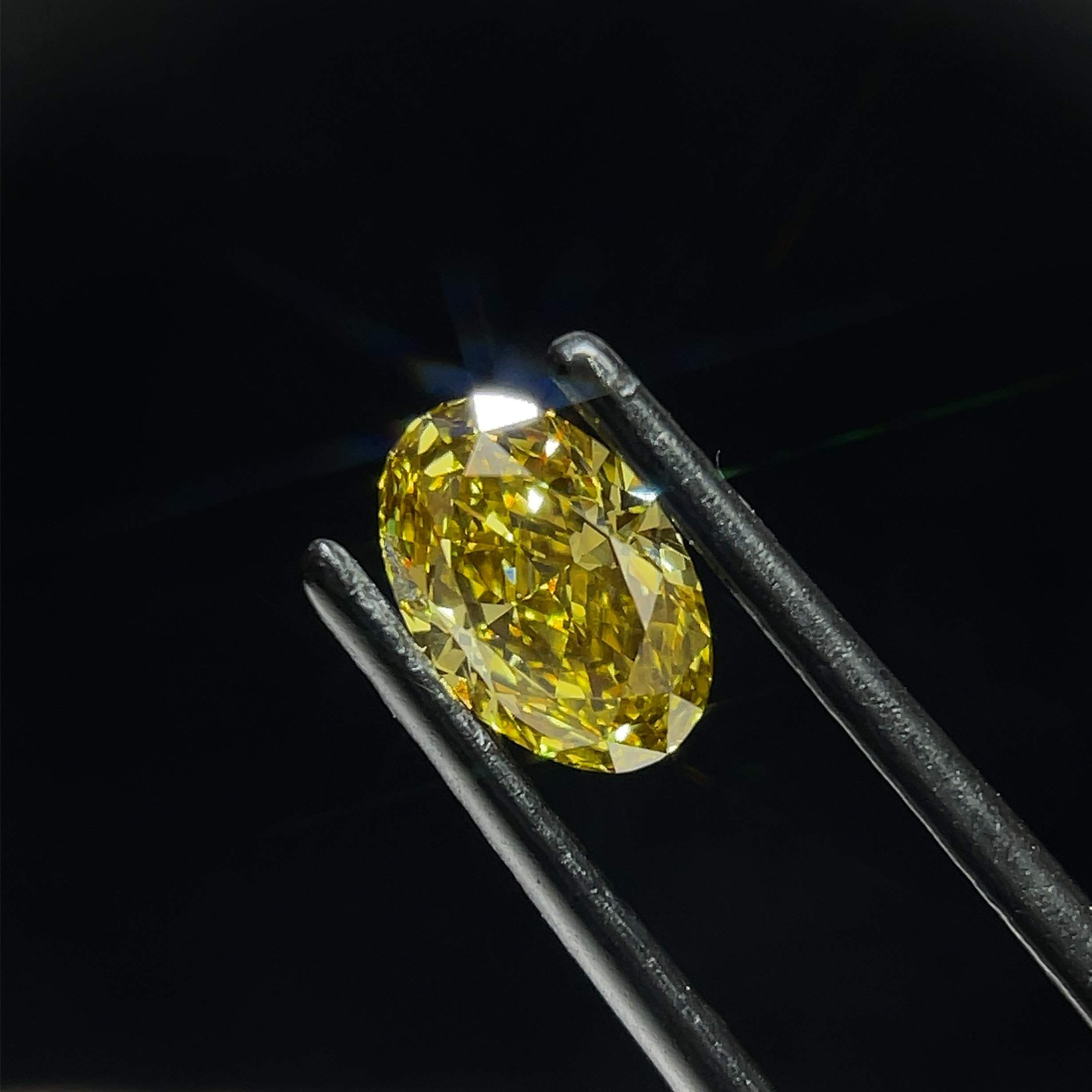 0.89 CT Fancy Intense Yellow OVAL
