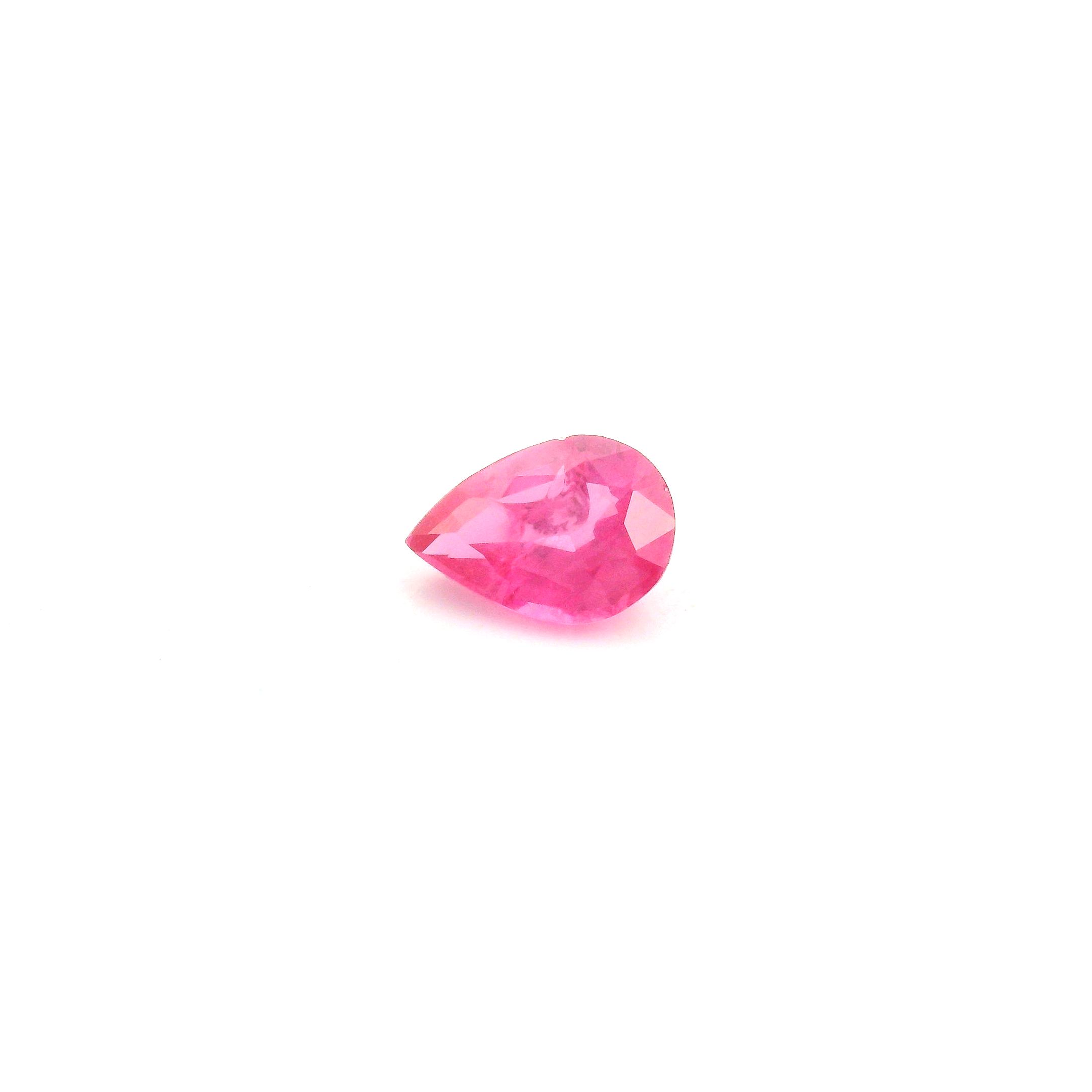 0.56 ct Sapphire