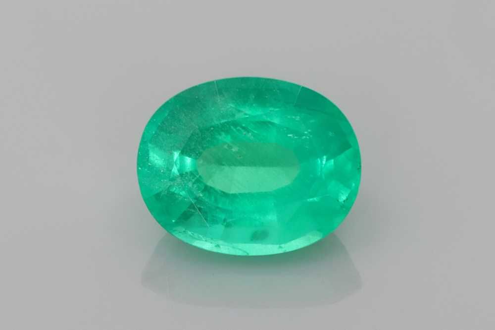 2.61 ct Emerald