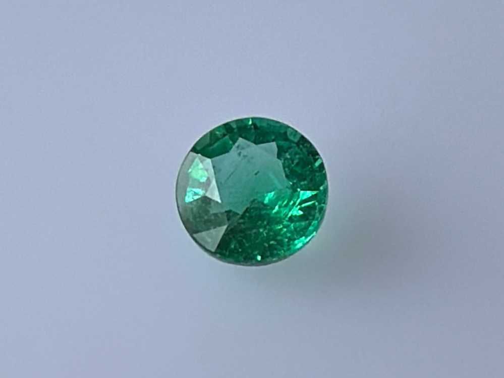 0.64 ct Emerald