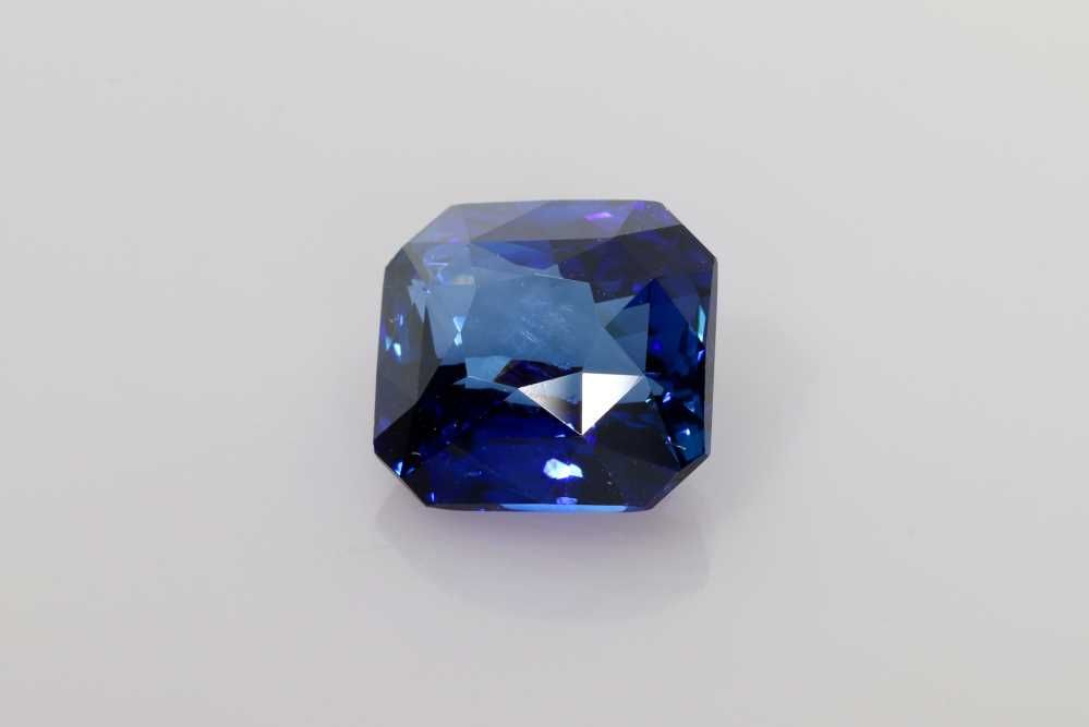 8.03 ct Asscher Sapphire
