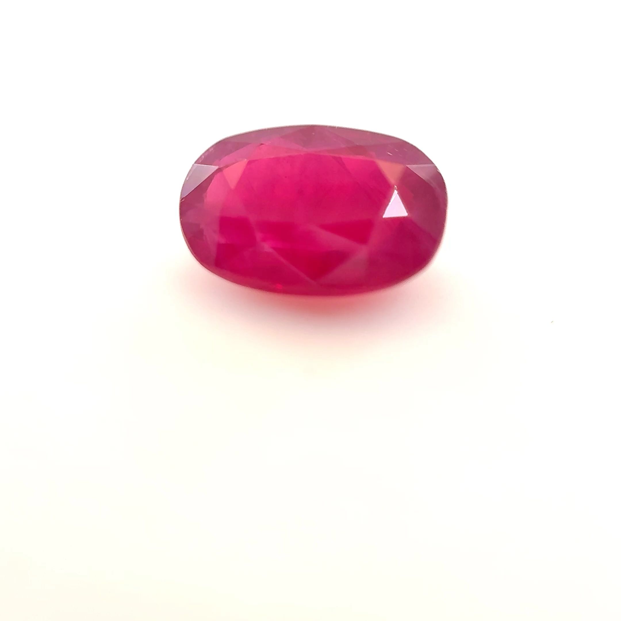 RUBY FACETED 1.66ct RED Vivid medium EC THAILAND HEATED