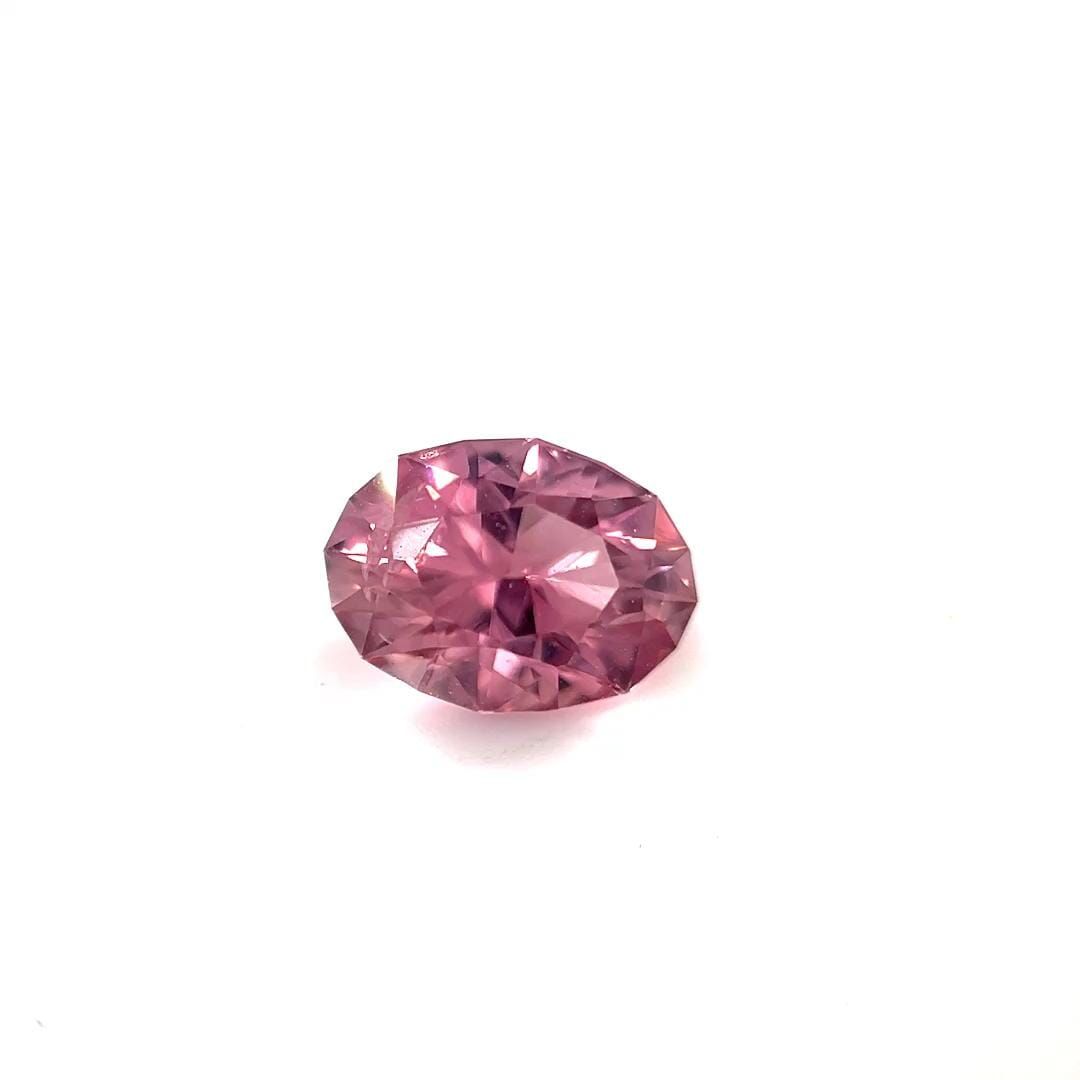 Turmalin 1,52 ct, różowy, szlif owalny