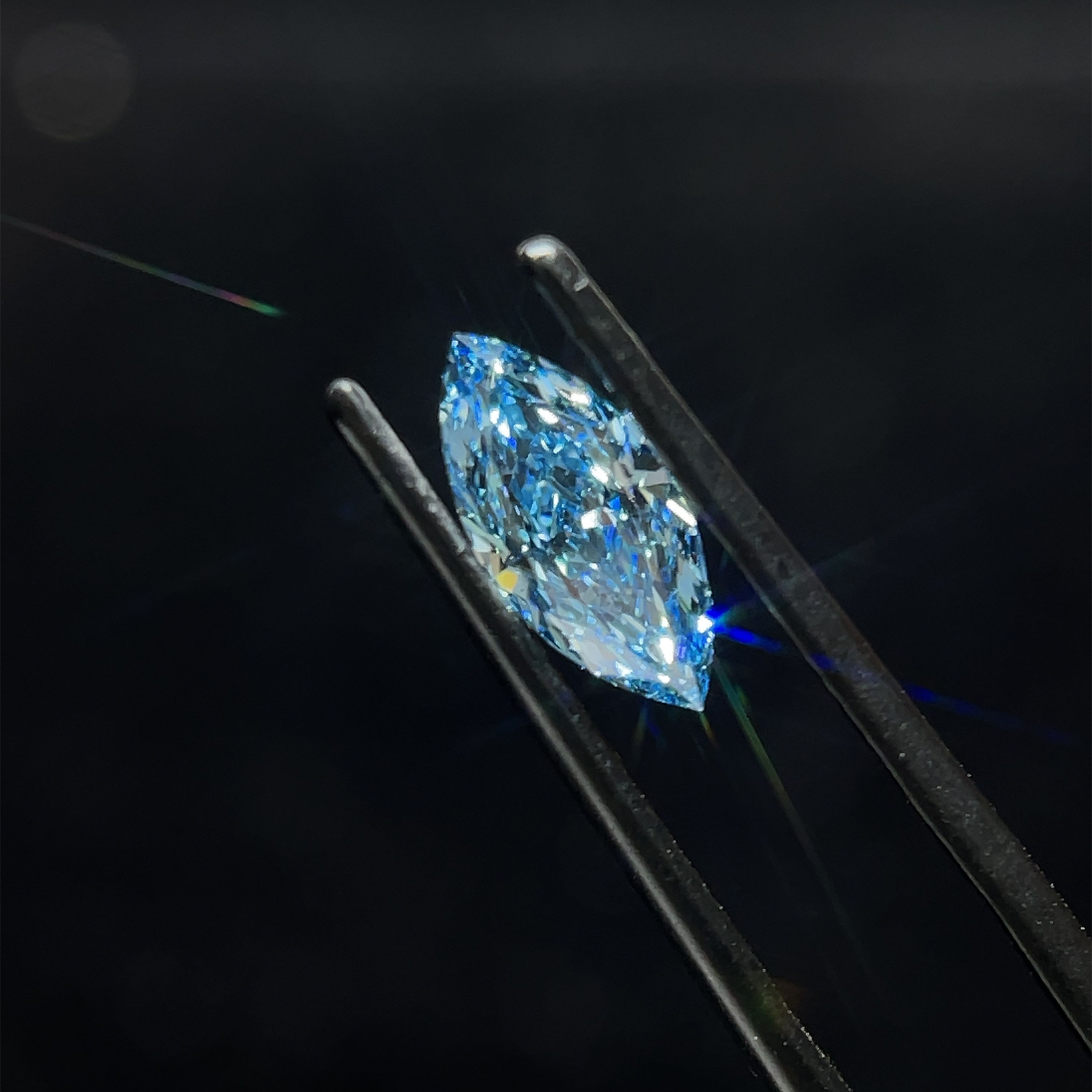 1.02 CT Fancy Vivid Blue MARQUISE