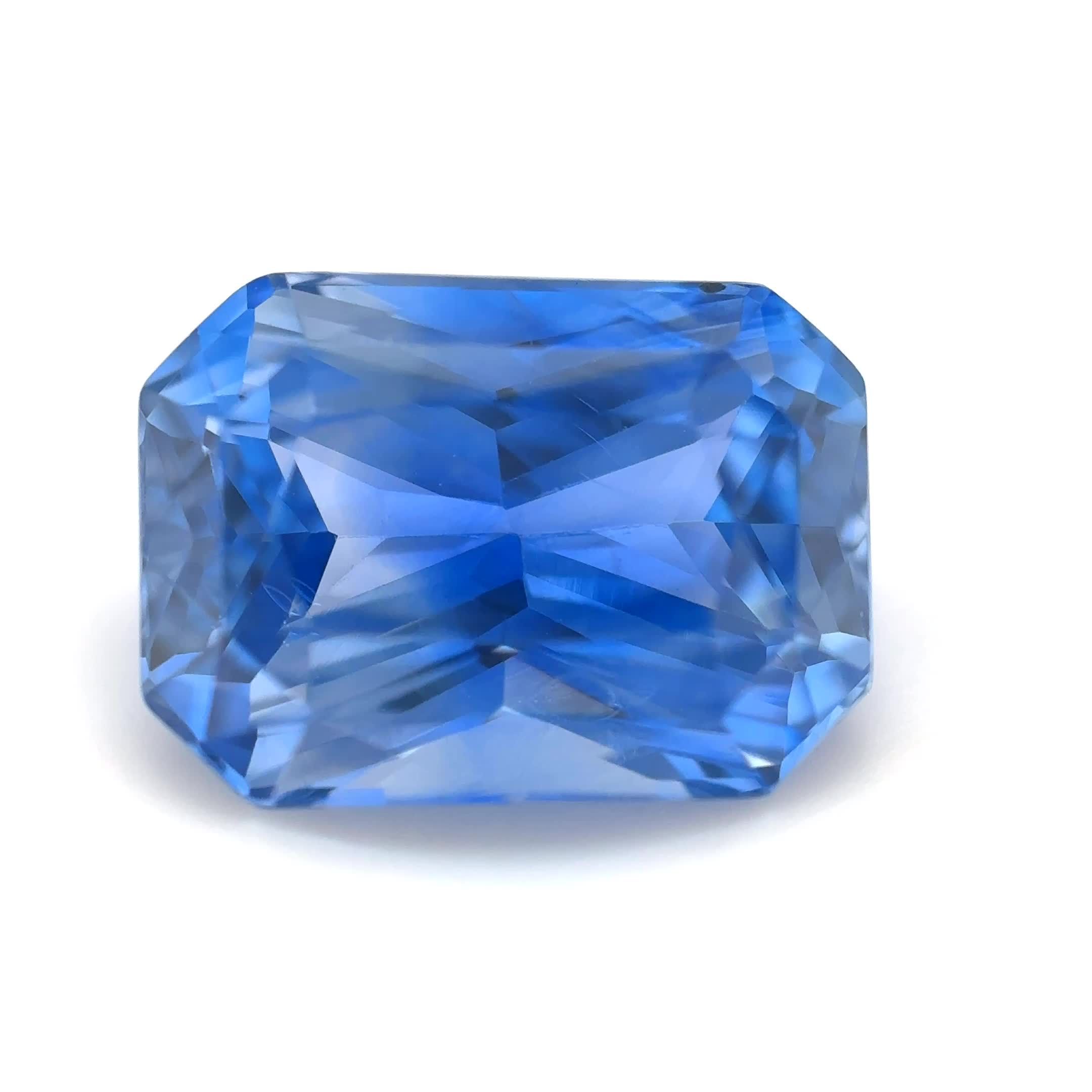 Szafir 3,42 ct, niebieski, szlif szmaragdowy