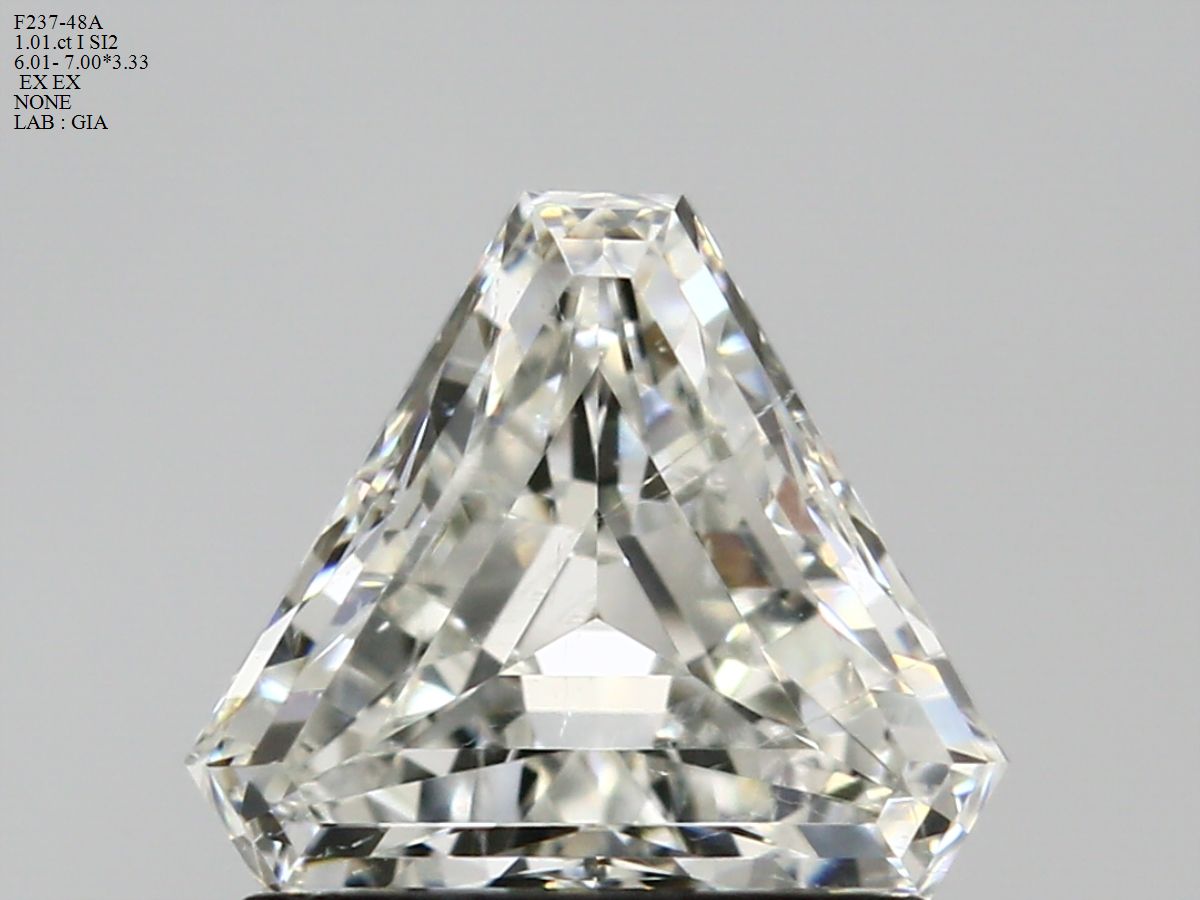 Prírodný diamant triangel,...