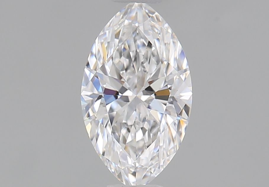 Prírodný diamant markíz,...