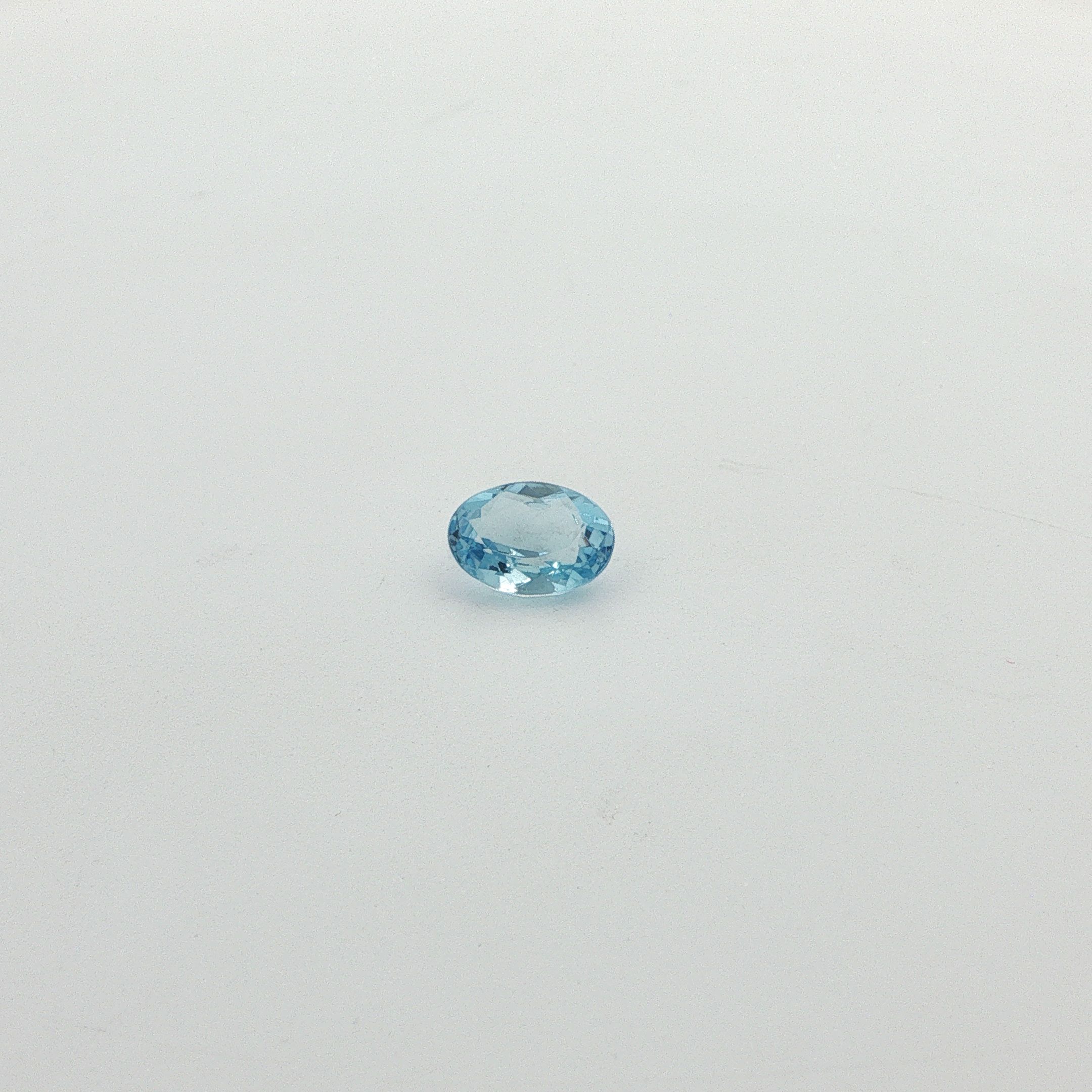 0.94 ct Oval aquamarine