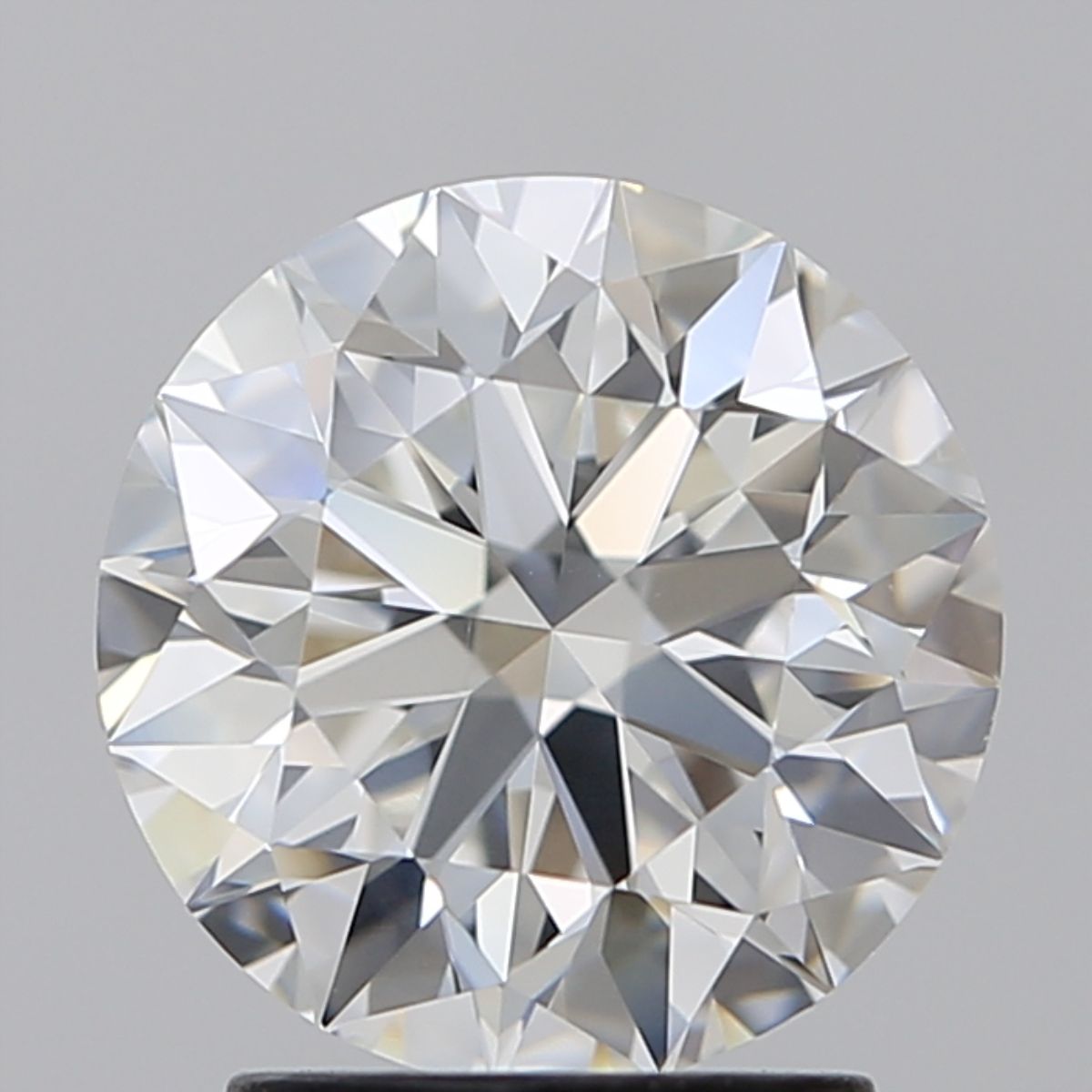 Prírodný diamant okrúhly...