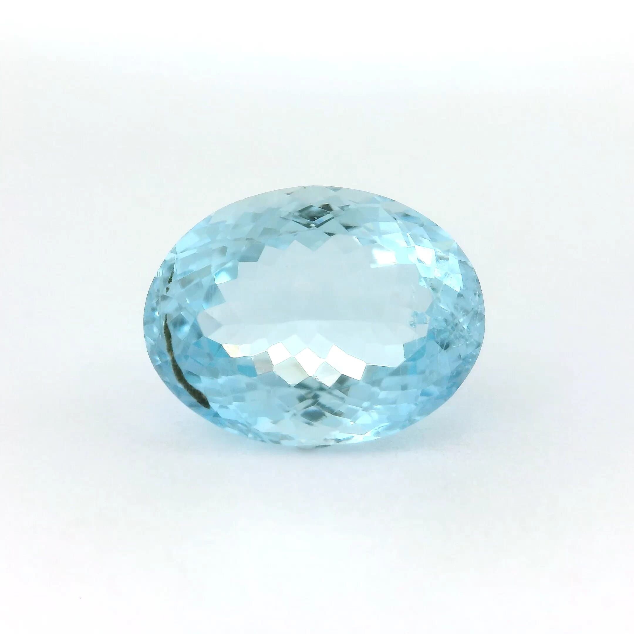 Akwamaryn 5,11 ct, niebieski, szlif owalny