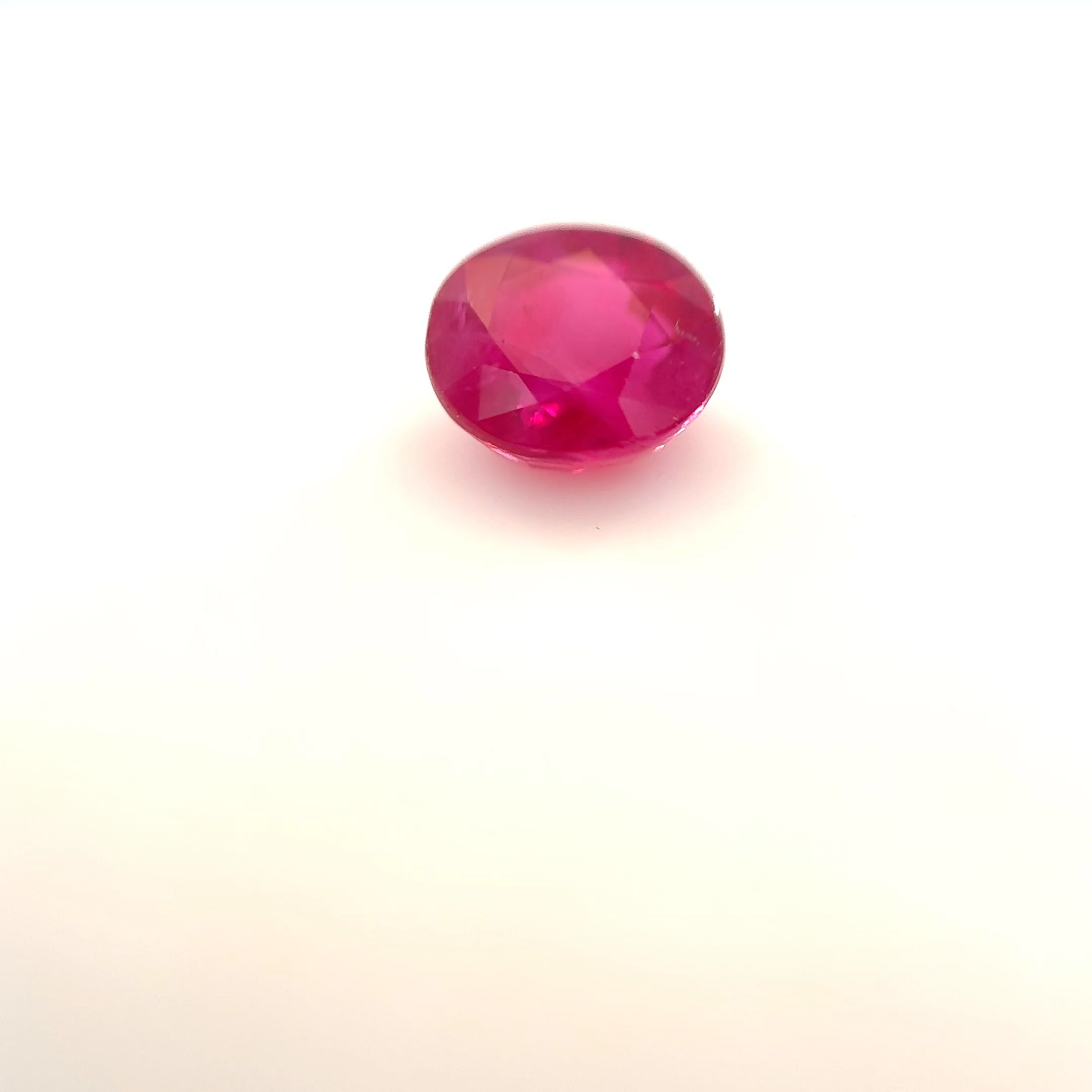 Rubin 1,04 ct, czerwony, szlif owalny