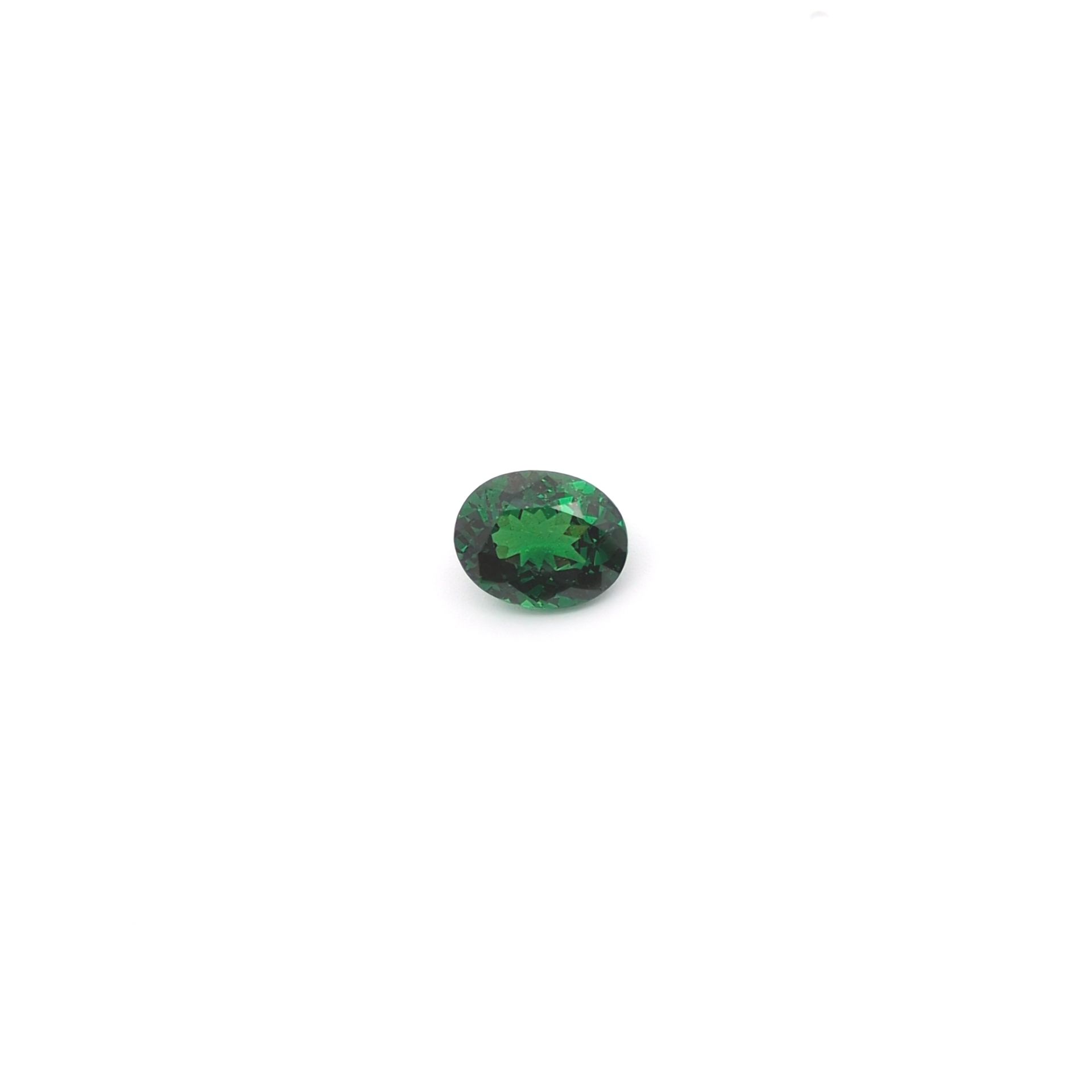 Granat 2,10 ct, zielony, szlif owalny