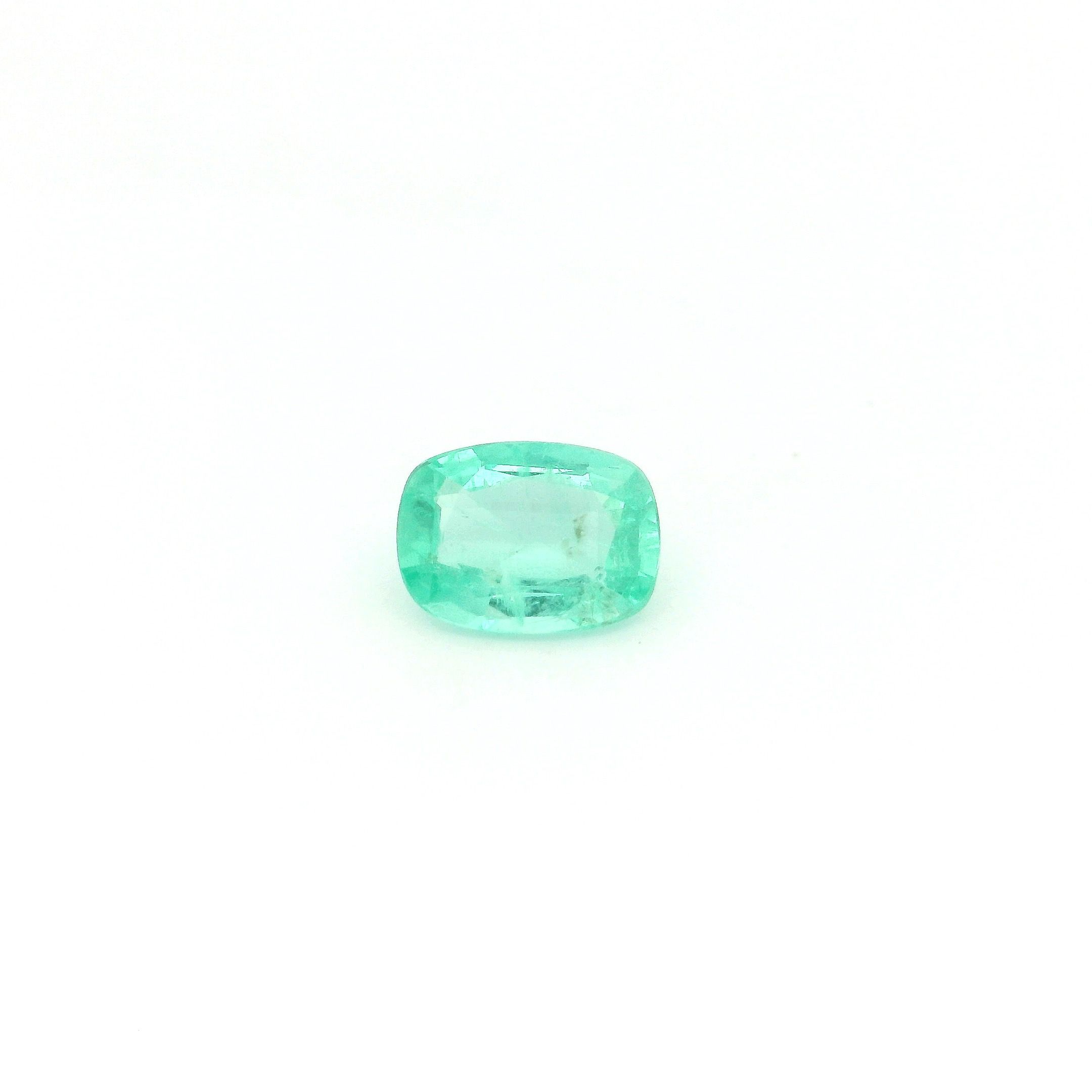 EMERALD Cushion 0.68ct GREEN SI FACETED